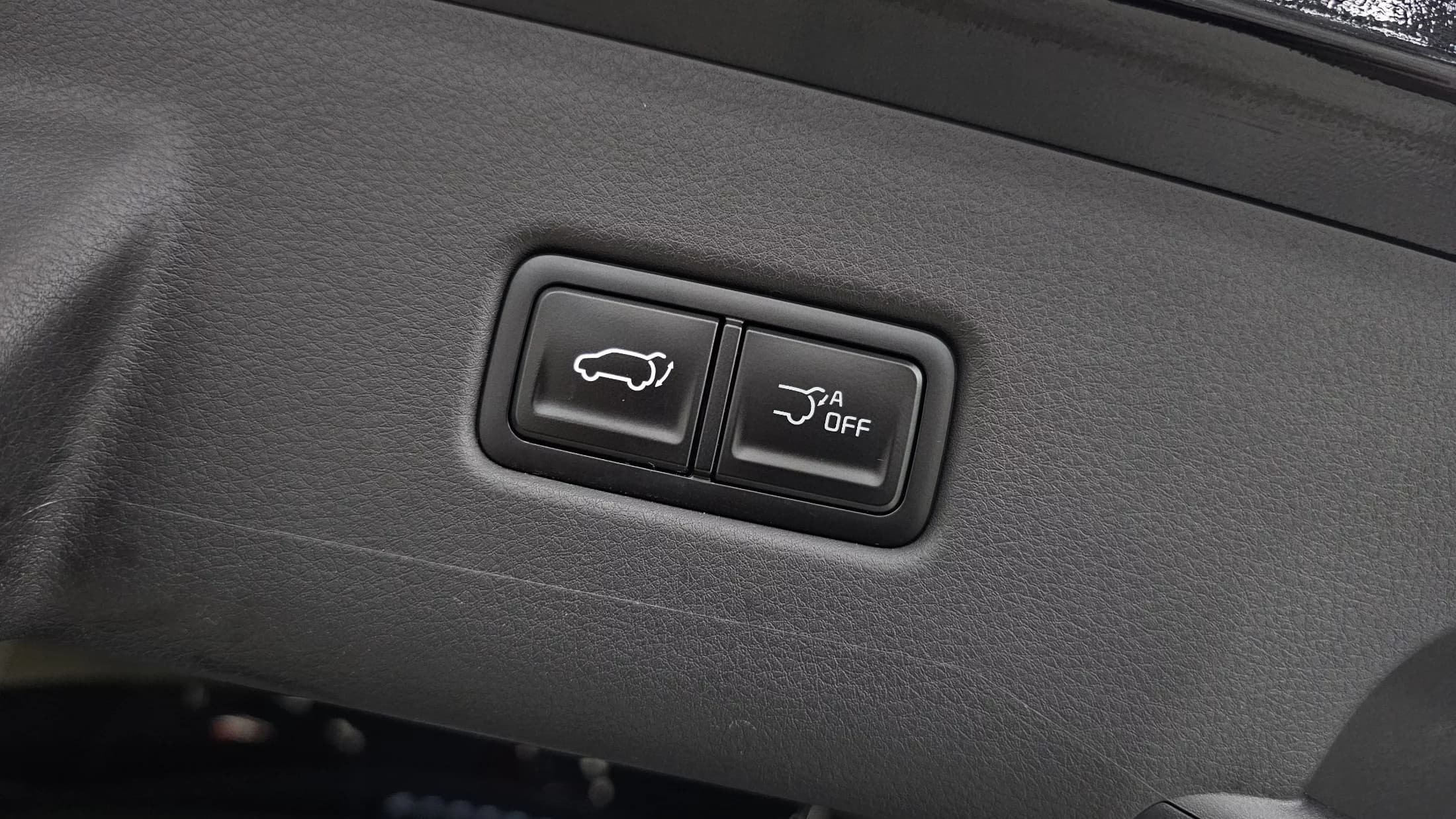 Kia Carnival 7-Seater Gravity, 2023 г. 23371 км. — фото 17