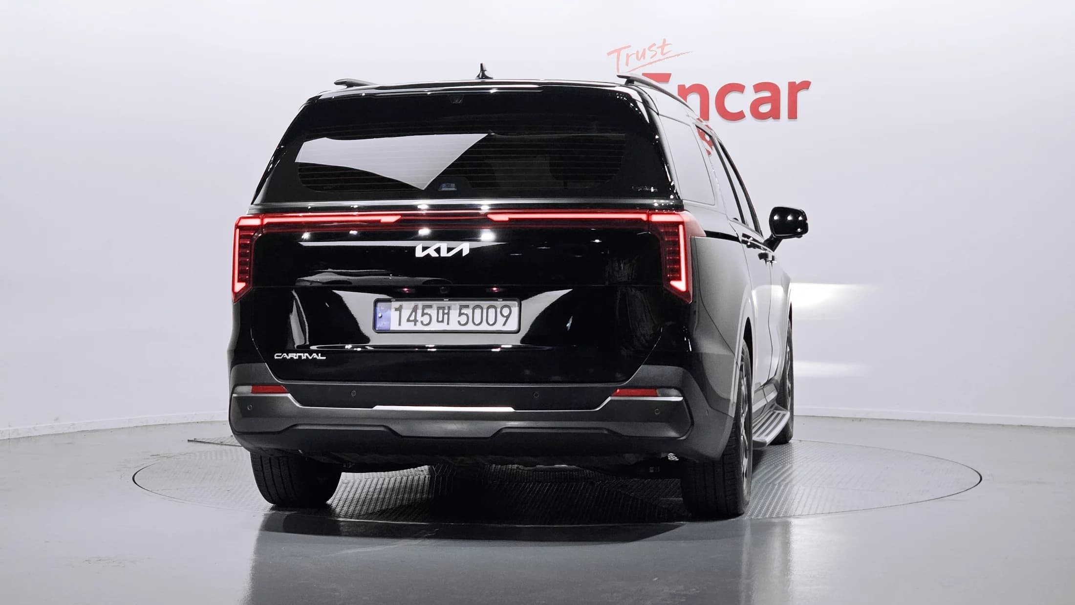 Kia Carnival 7-Seater Gravity, 2023 г. 23371 км. — фото 4