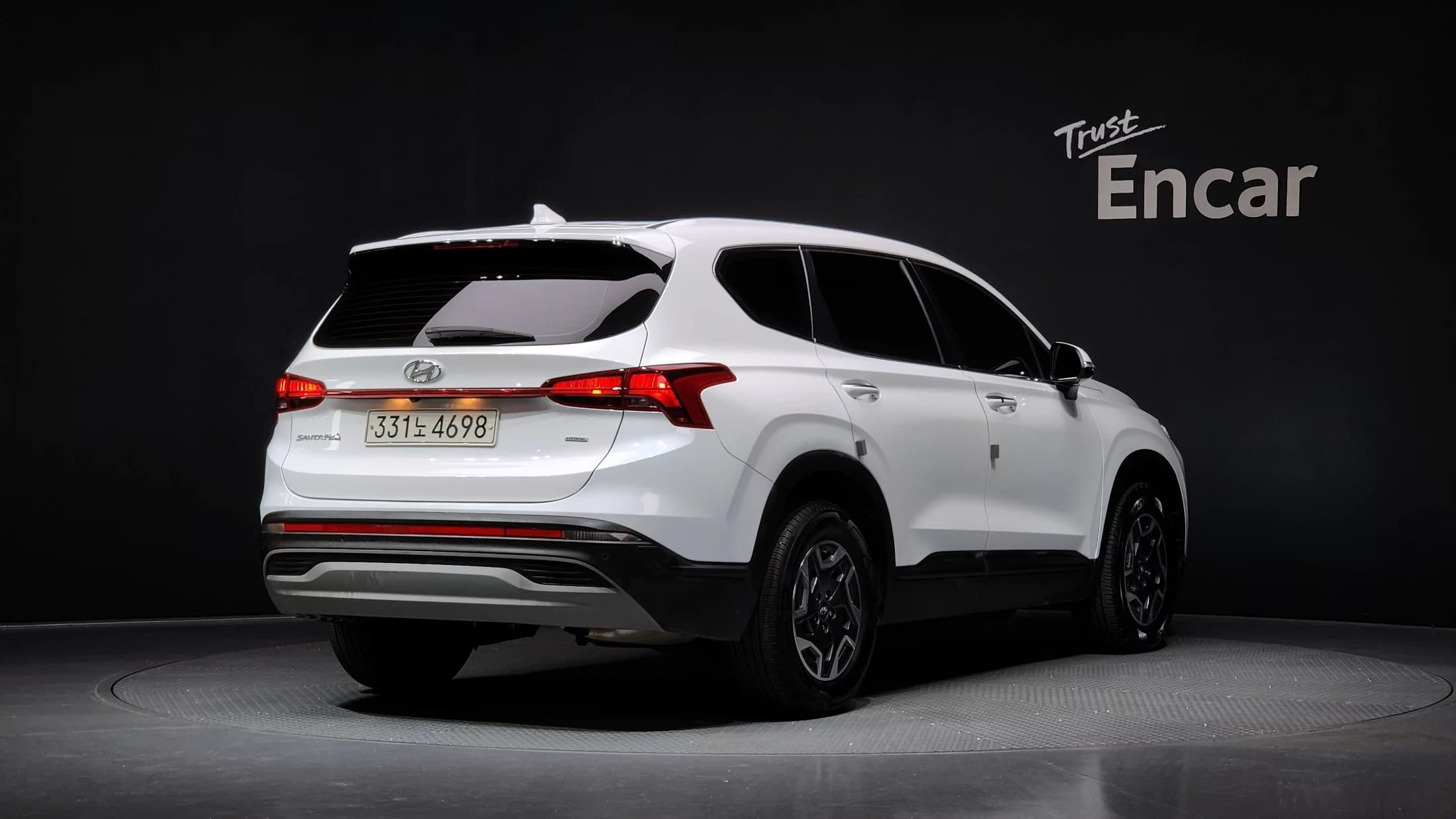 Hyundai Santa Fe HEV 1.6 4WD Exclusive, гибрид, 2021 г. 41667 км. — фото 2