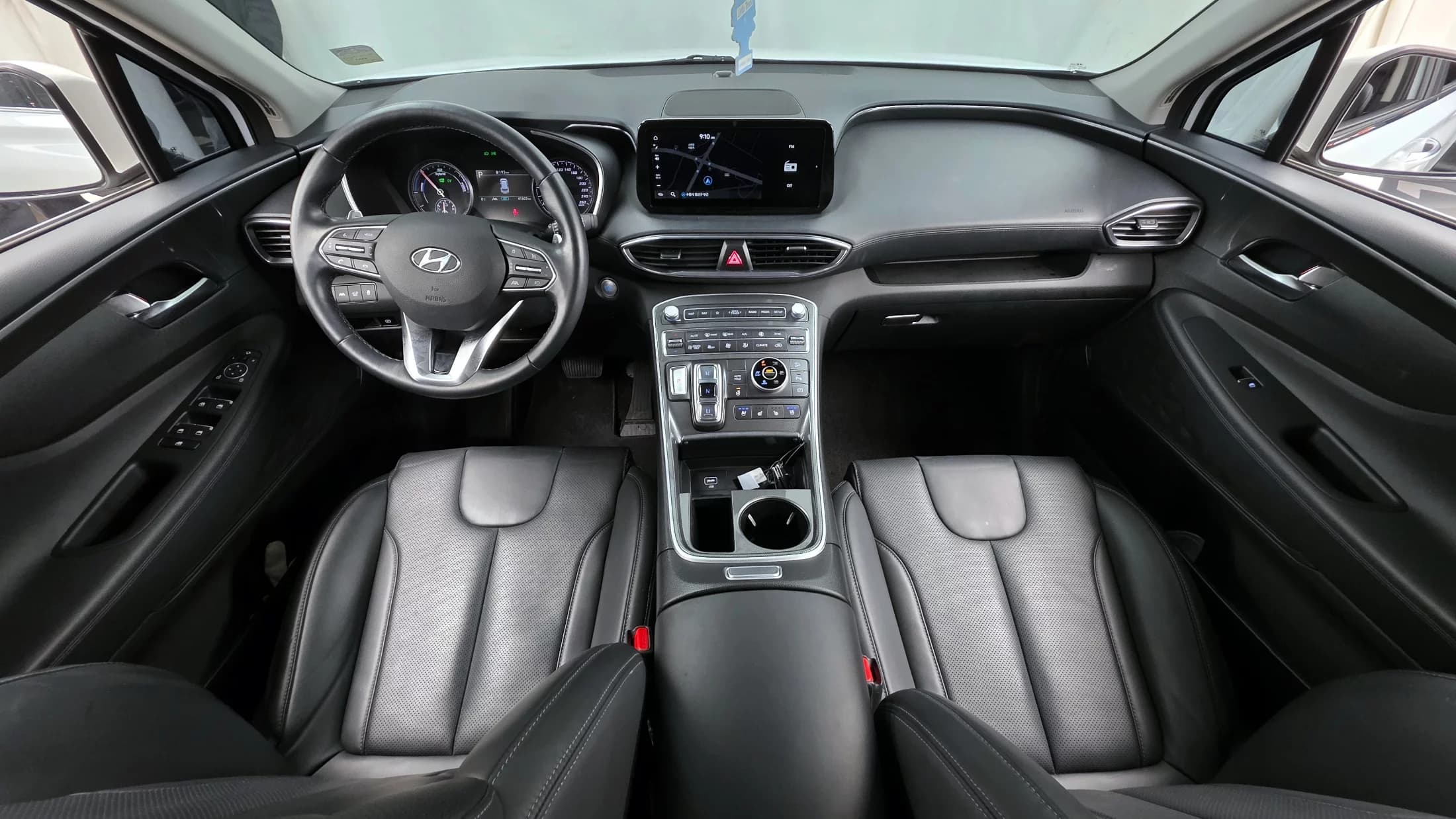 Hyundai Santa Fe HEV 1.6 4WD Exclusive, гибрид, 2021 г. 41667 км. — фото 7