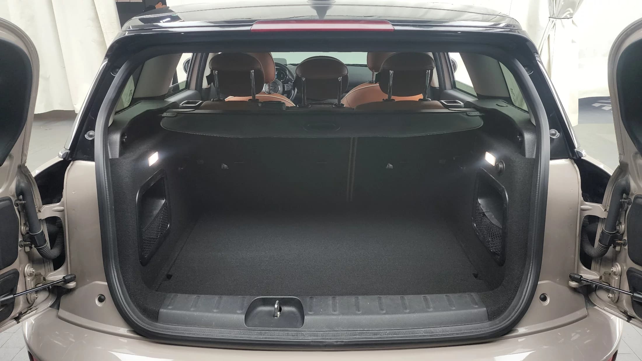 MINI Clubman Classic 2nd, 2022 г. 82934 км. — фото 20