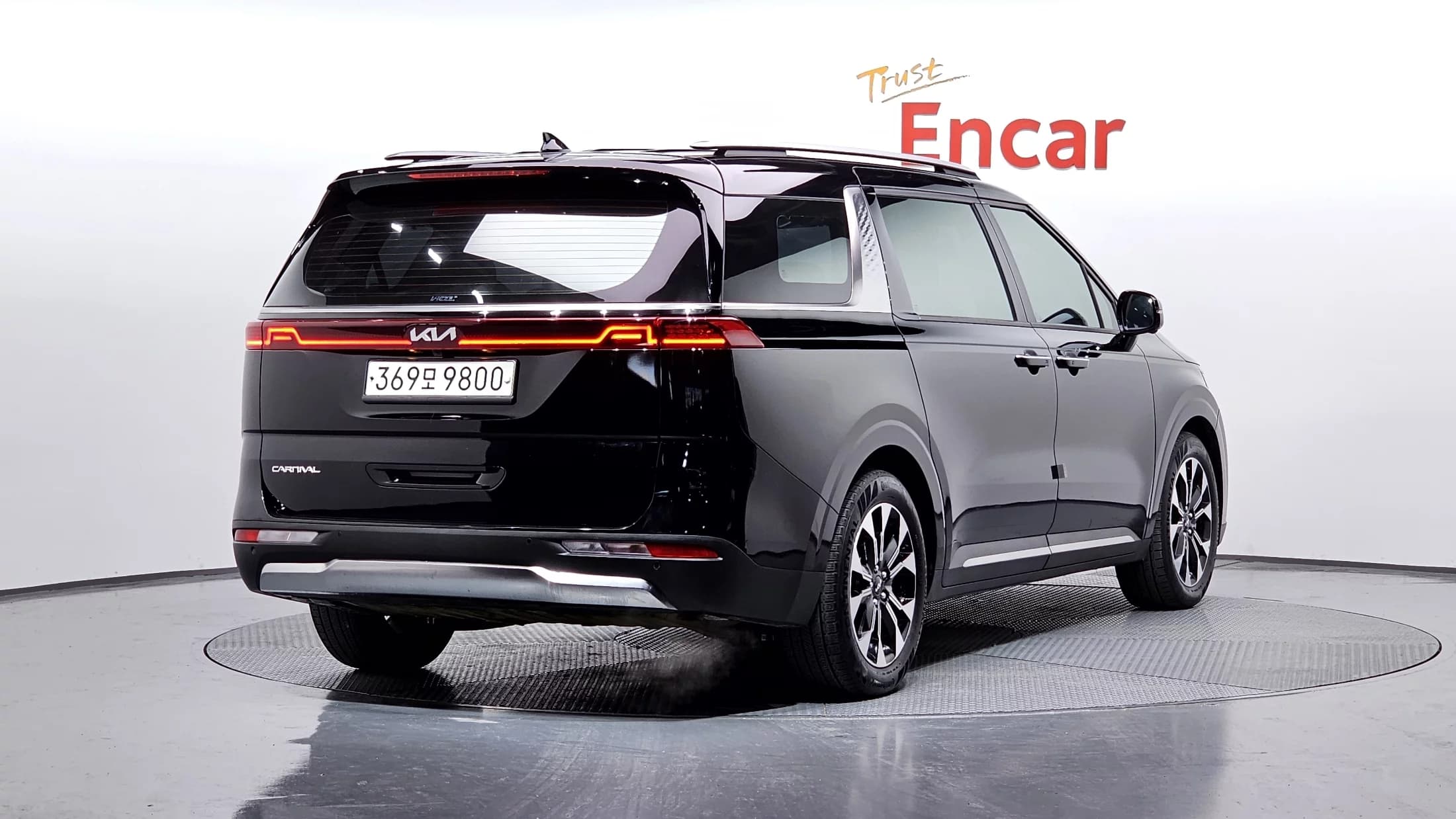 Kia Carnival Gasoline 9-Seater Signature, 2022 г. 81635 км. — фото 2