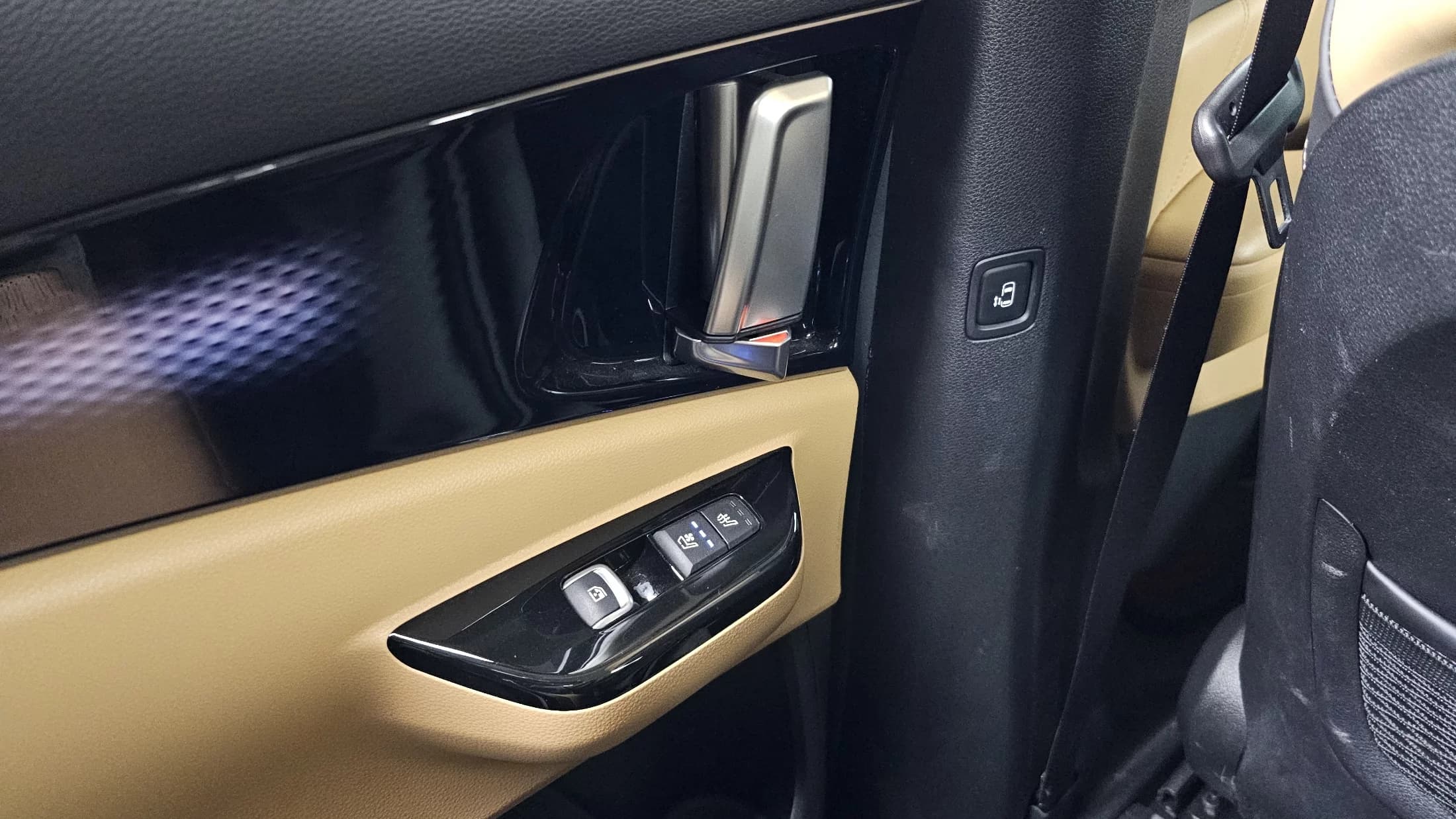 Kia Carnival Gasoline 9-Seater Signature, 2022 г. 81635 км. — фото 19