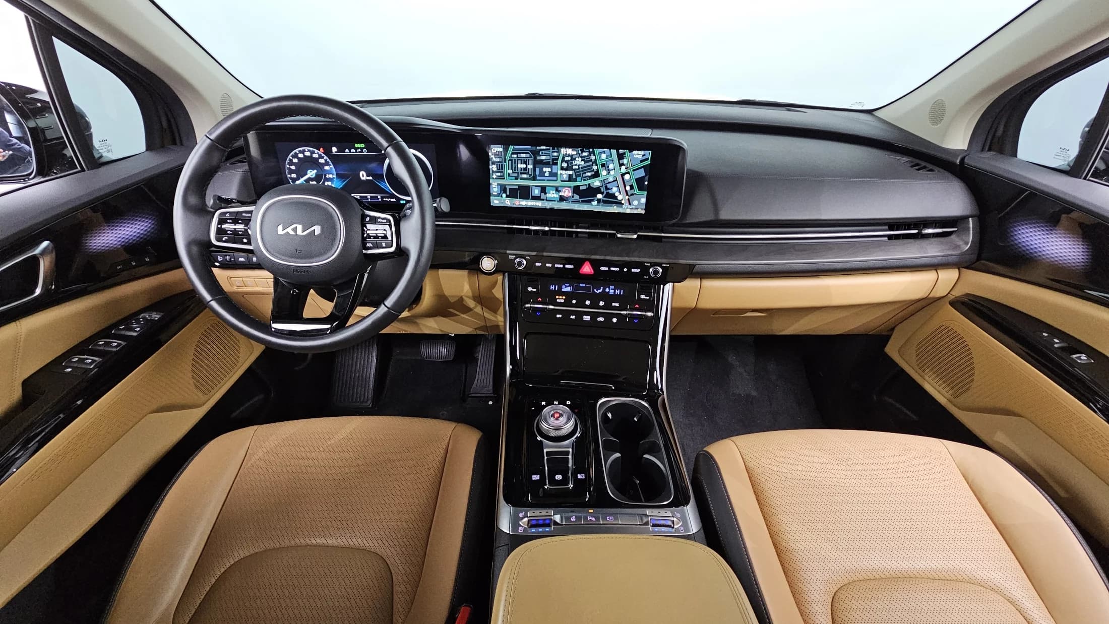 Kia Carnival Gasoline 9-Seater Signature, 2022 г. 81635 км. — фото 7