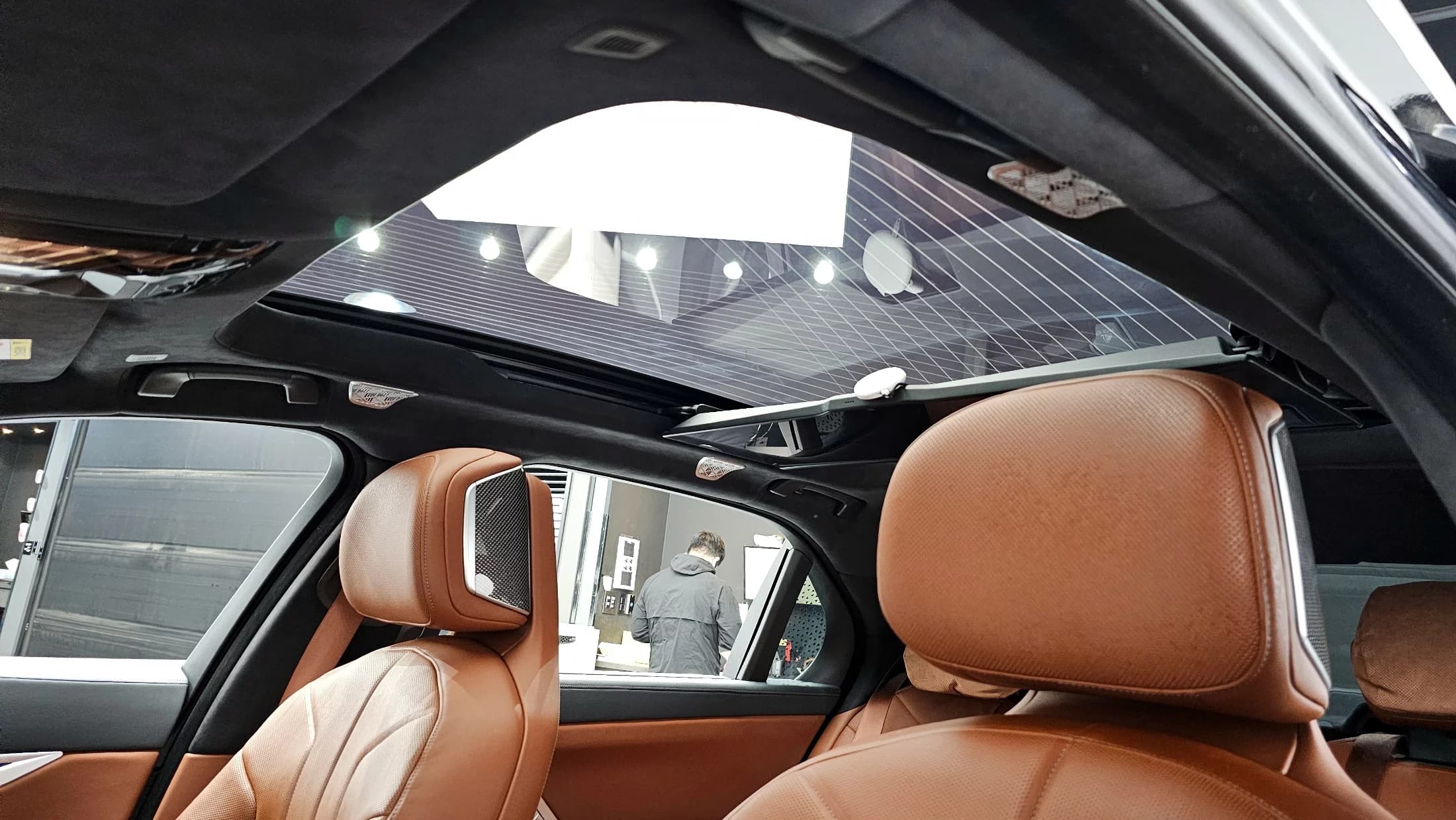 BMW i7 xDrive 60 M sport, электромобиль, 2024 г. 45358 км. — фото 18