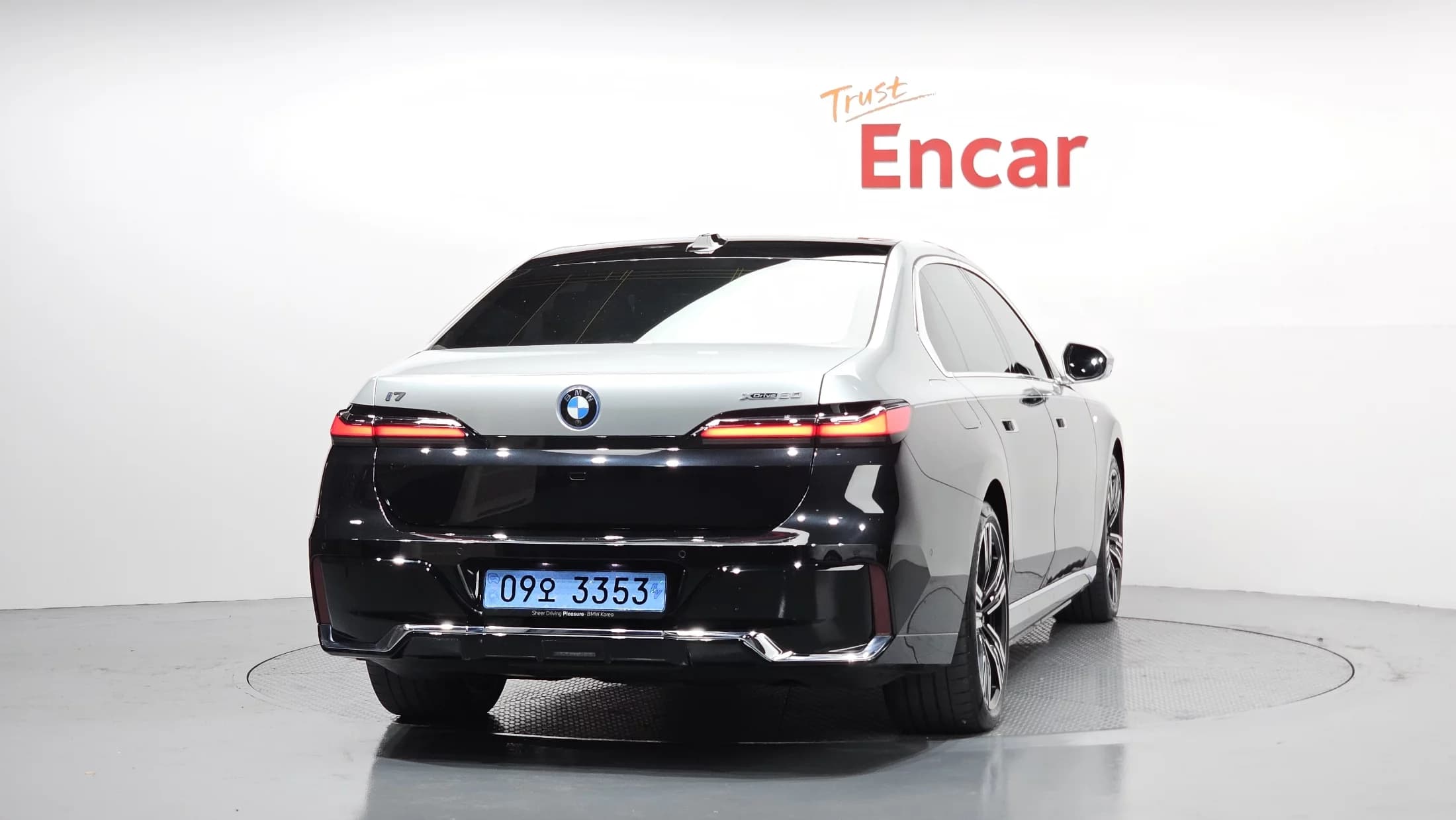 BMW i7 xDrive 60 M sport, электромобиль, 2024 г. 45358 км. — фото 4