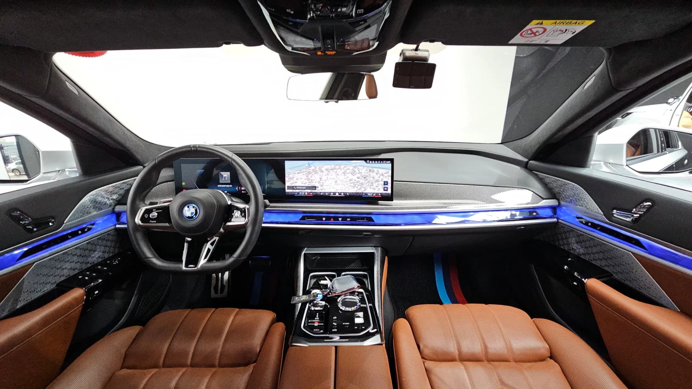 BMW i7 xDrive 60 M sport, электромобиль, 2024 г. 45358 км. — фото 7