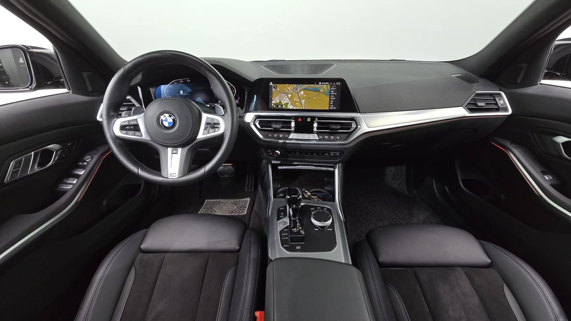 BMW 3-Series 320i M Sport, 2022 г. 30646 км. — фото 7
