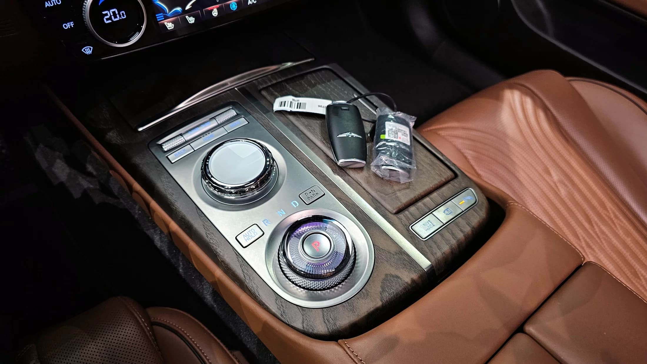 Genesis G80 Gasoline 2.5 Turbo 2WD, 2023 г. 20324 км. — фото 9