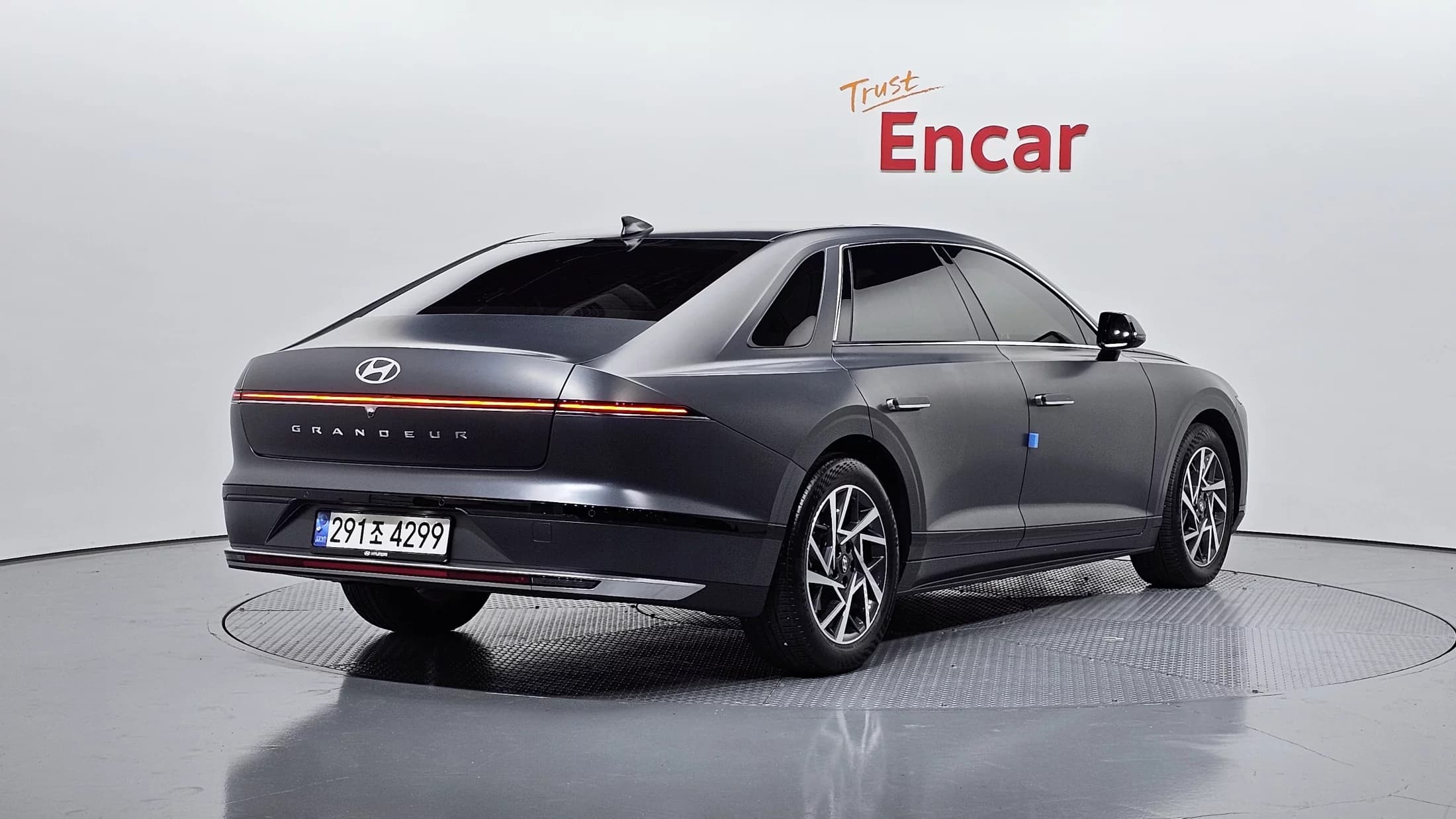 Hyundai Grandeur 2,5 Gasoline 2WD Premium, 2022 г. 25600 км. — фото 2