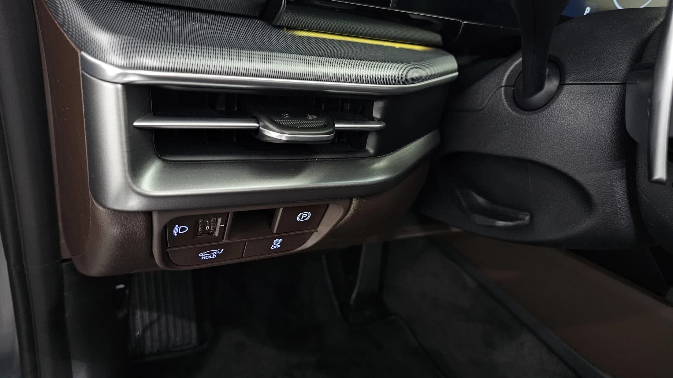 Hyundai Grandeur 2,5 Gasoline 2WD Premium, 2022 г. 25600 км. — фото 16