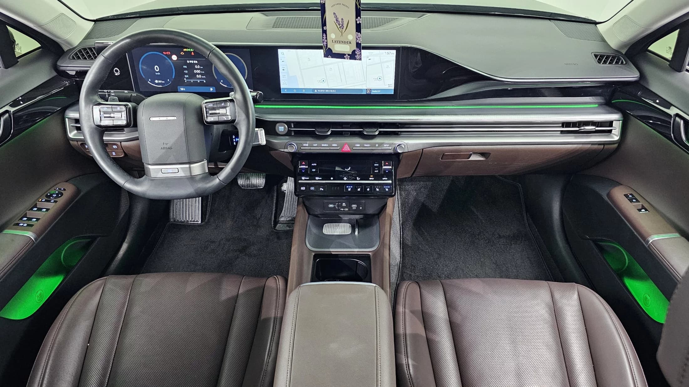 Hyundai Grandeur 2,5 Gasoline 2WD Premium, 2022 г. 25600 км. — фото 7