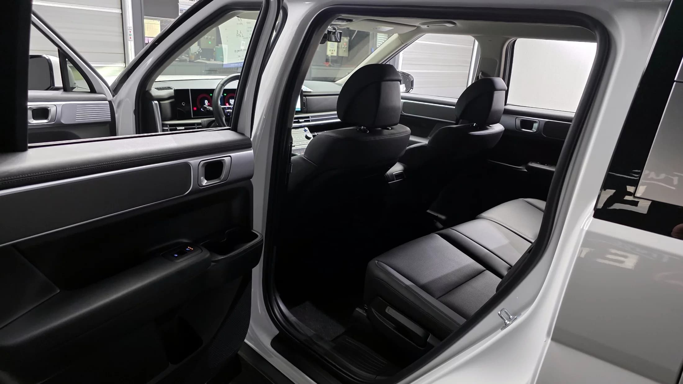 Hyundai Santa Fe Gasoline 2.5T 2WD Exclusive, 2024 г. 26135 км. — фото 11