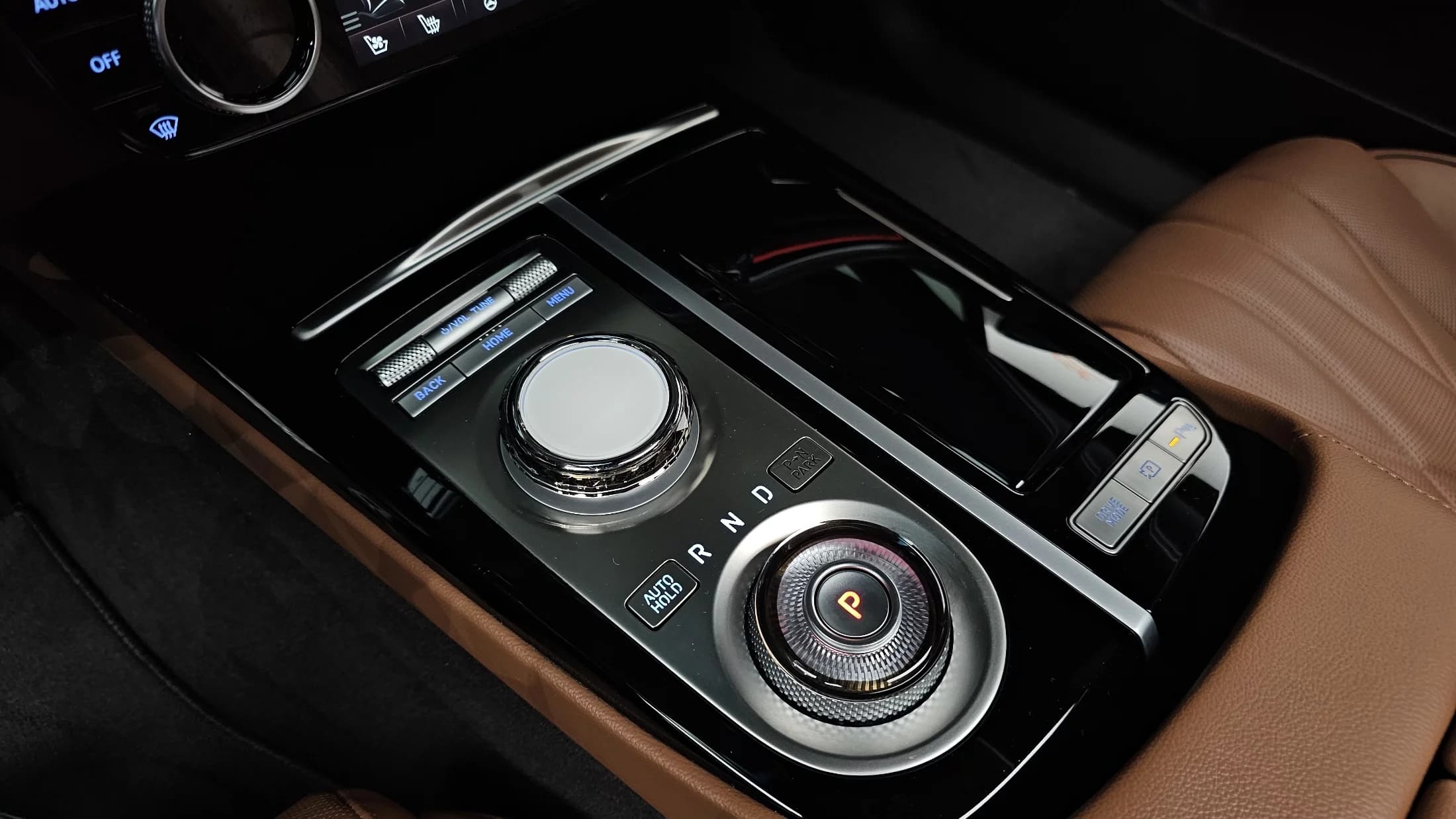 Genesis G80 Gasoline 2.5 Turbo AWD, 2023 г. 105613 км. — фото 9