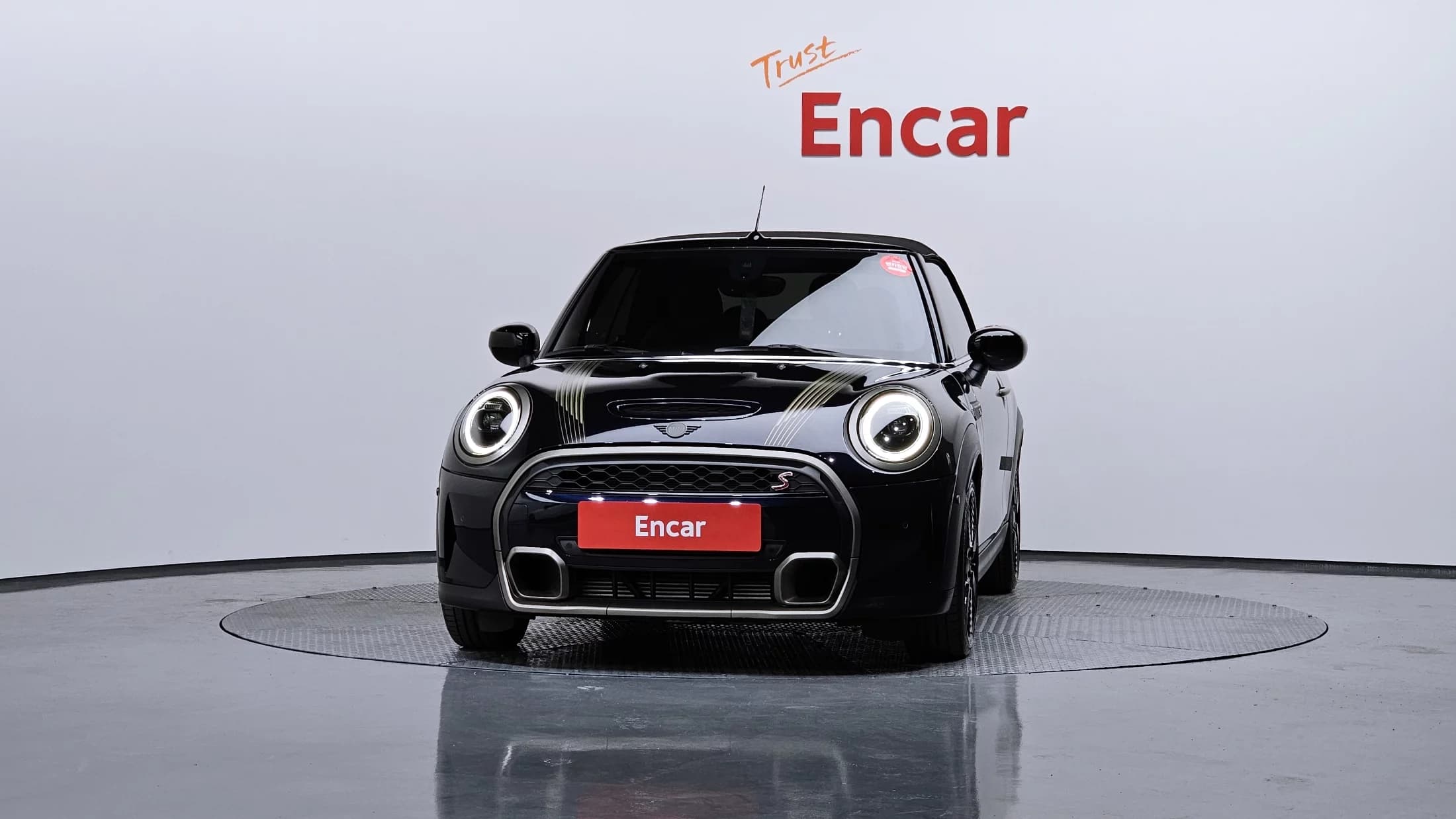 MINI Cooper Convertible Resolute Edition 3rd Gen, 2024 г. 7503 км. — фото 3