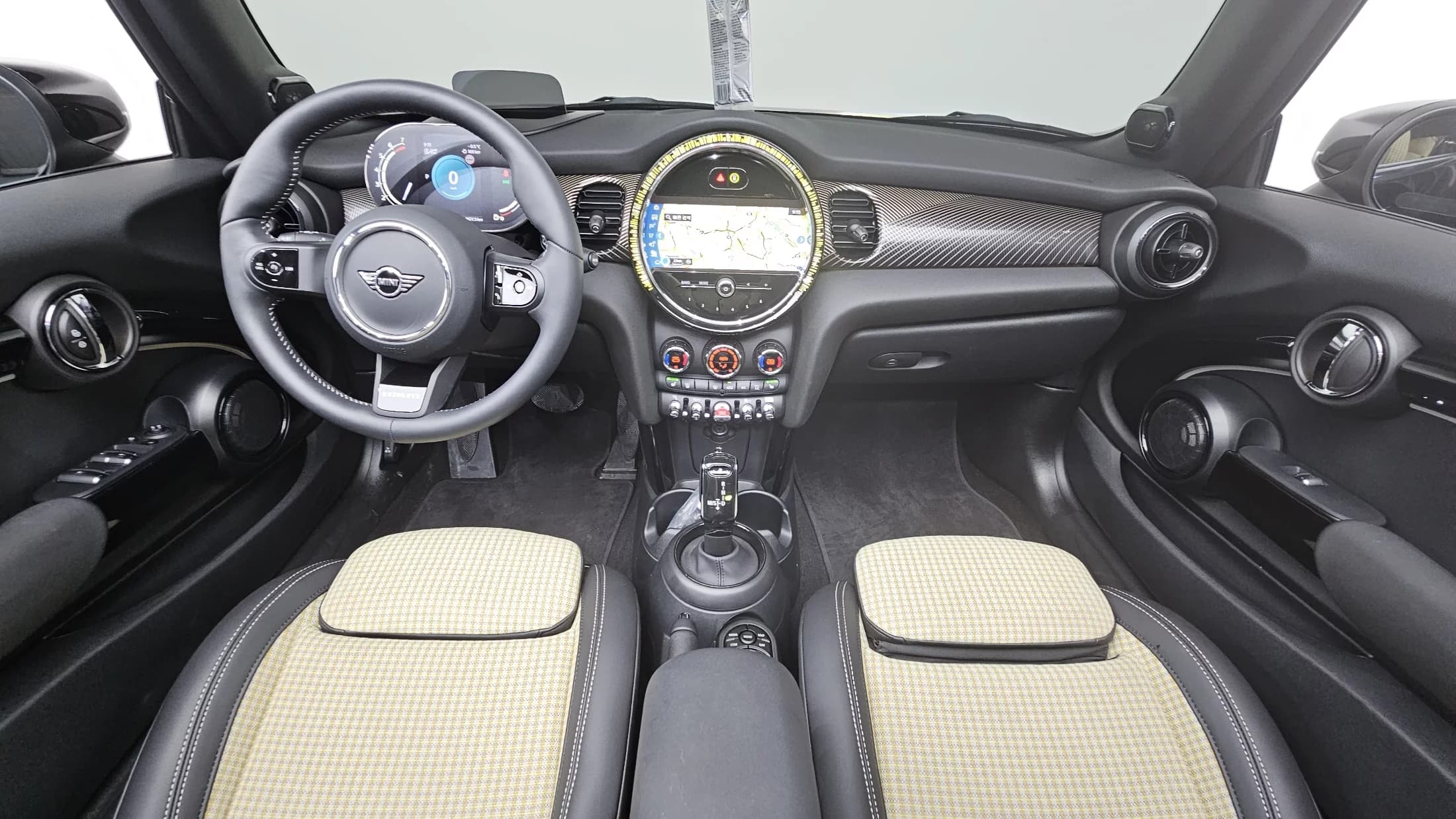 MINI Cooper Convertible Resolute Edition 3rd Gen, 2024 г. 7503 км. — фото 7
