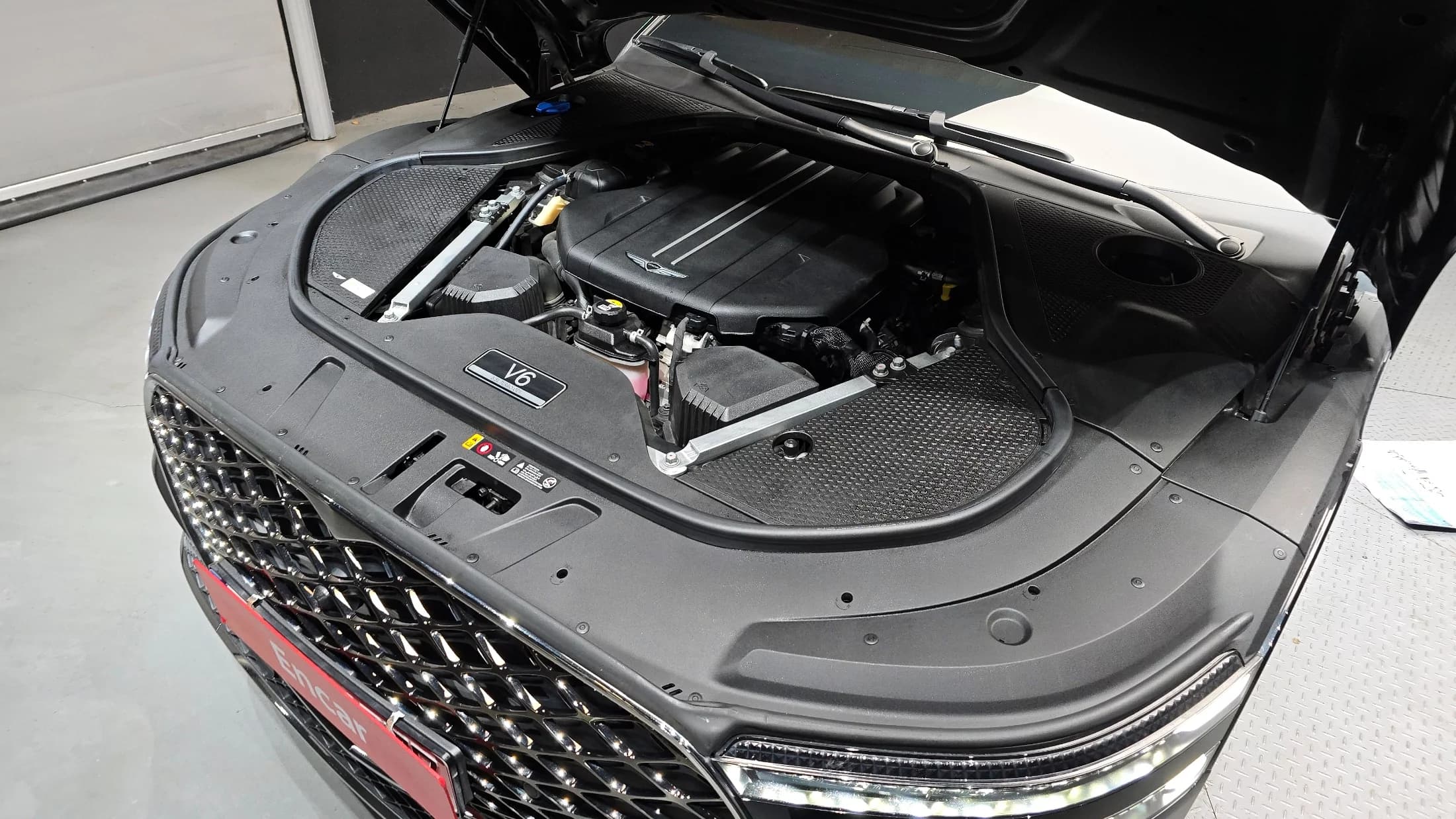 Genesis G90 Gasoline 3.5 Turbo AWD, 2022 г. 56228 км. — фото 6