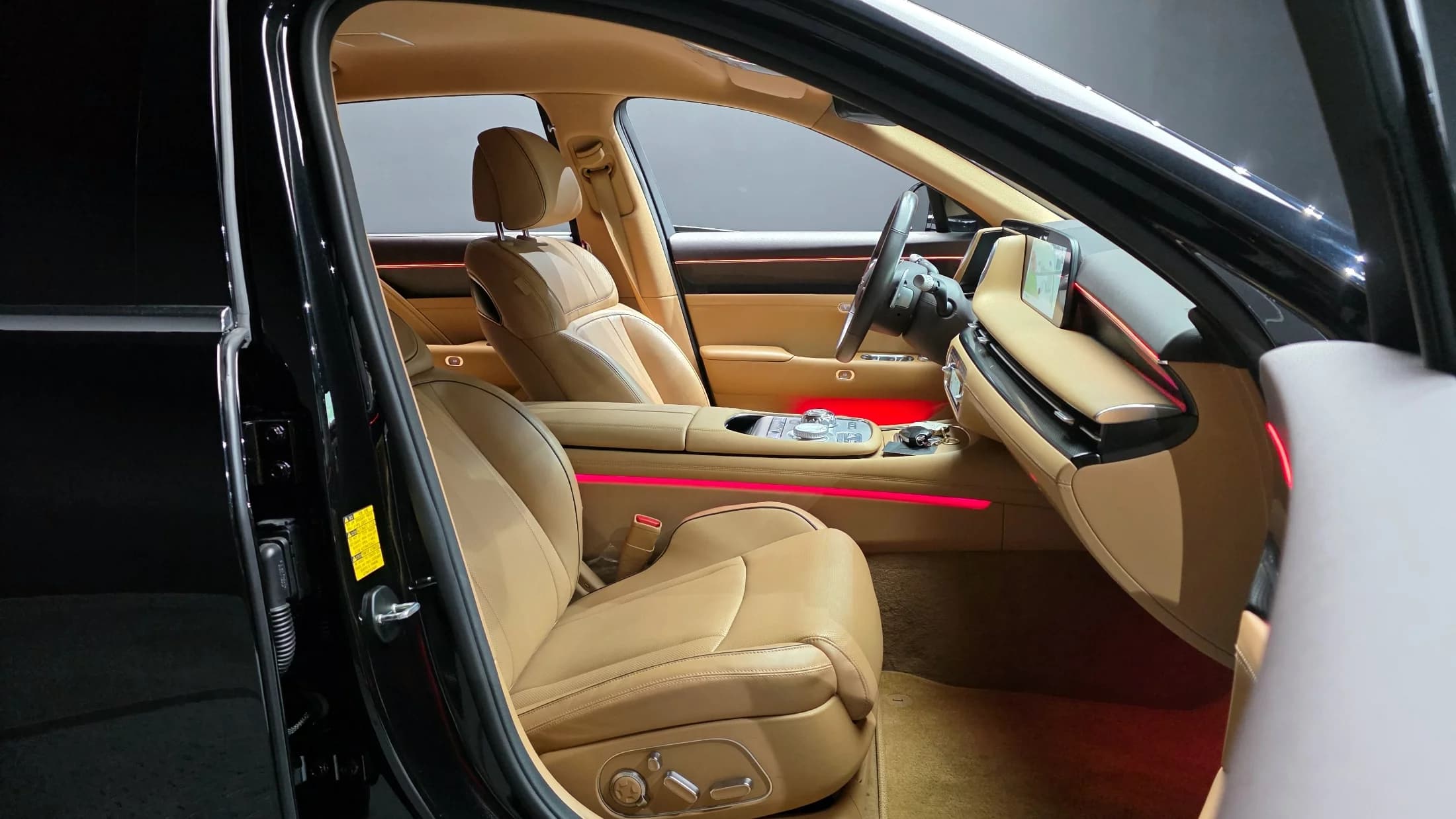 Genesis G90 Gasoline 3.5 Turbo AWD, 2022 г. 56228 км. — фото 10