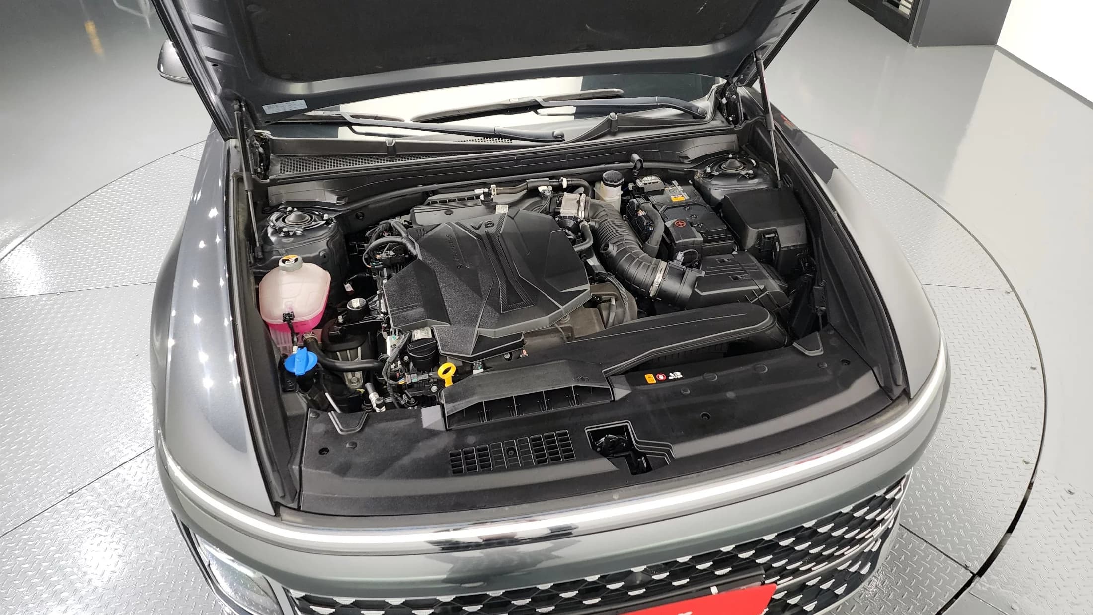 Hyundai Grandeur 3.5 Gasoline 2WD Premium, 2022 г. 22103 км. — фото 6