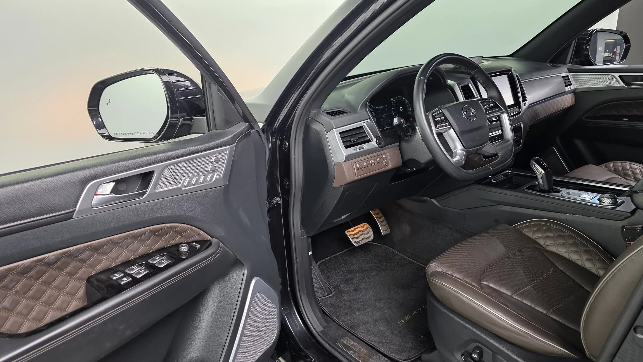 SsangYong Rexton Diesel 2.2 4WD Master, 2022 г. 51141 км. — фото 11