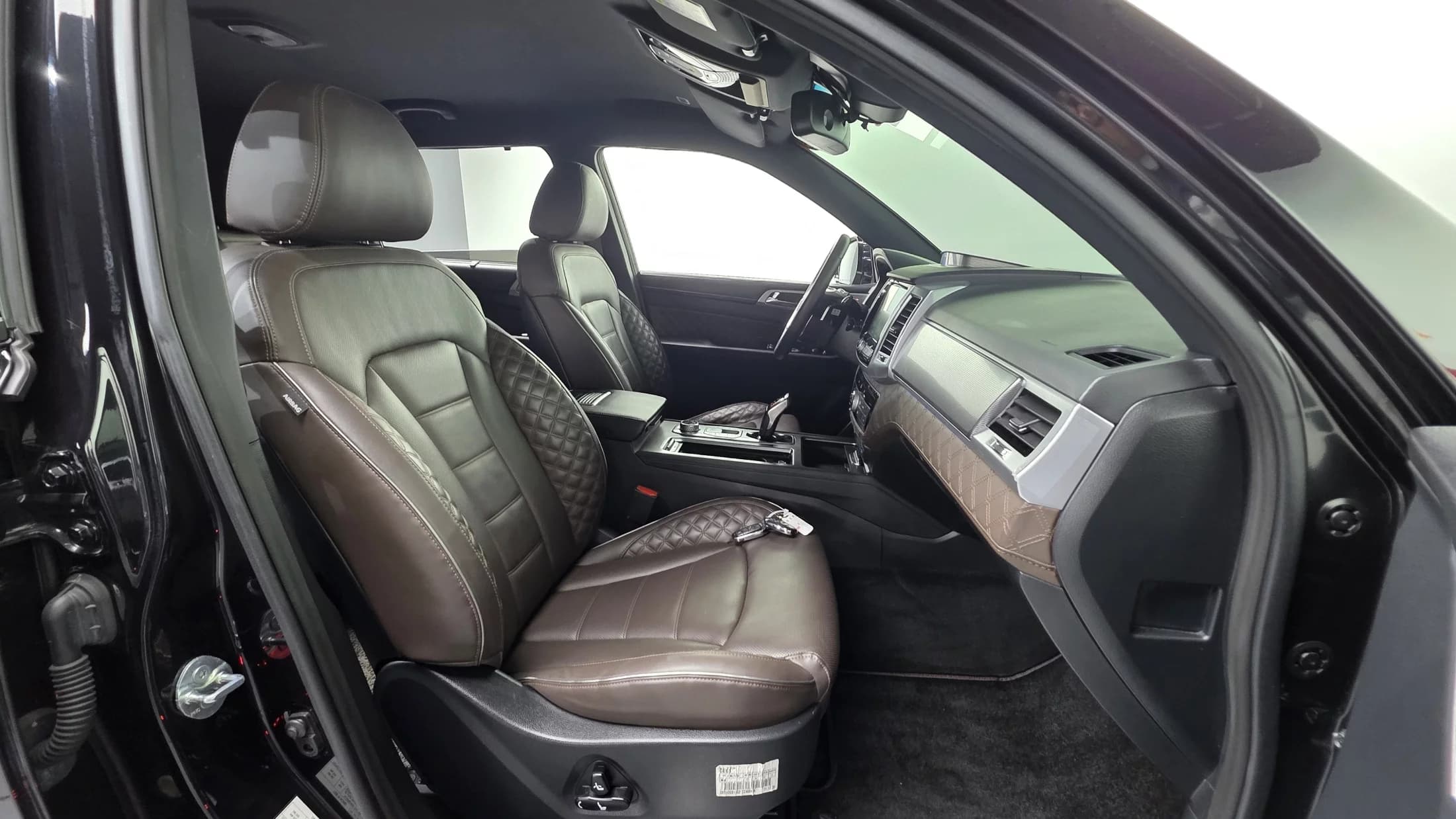 SsangYong Rexton Diesel 2.2 4WD Master, 2022 г. 51141 км. — фото 10