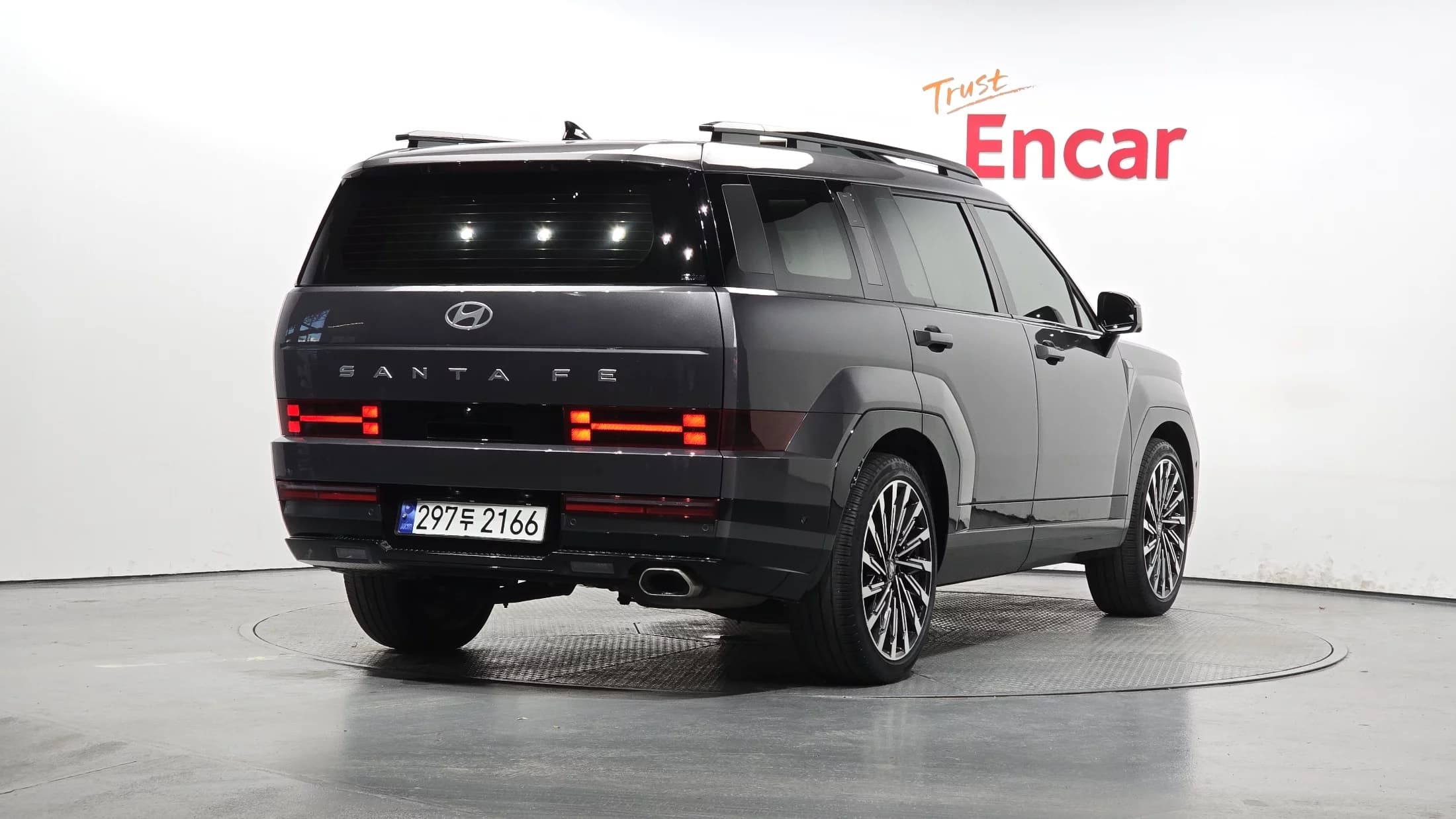 Hyundai Santa Fe Gasoline 2.5T 2WD Calligraphy, 2023 г. 46843 км. — фото 2