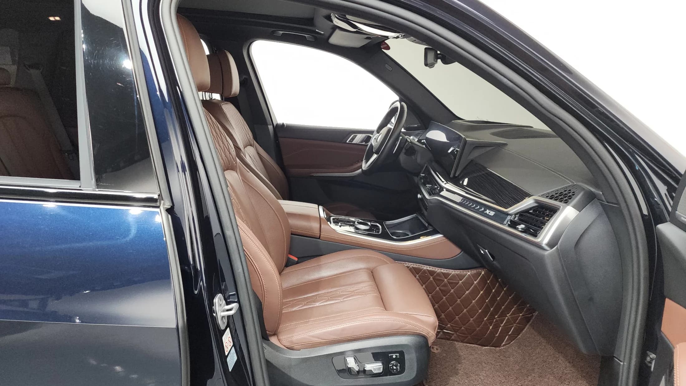 BMW X5 xDrive 40i M Sport, 2024 г. 55633 км. — фото 11