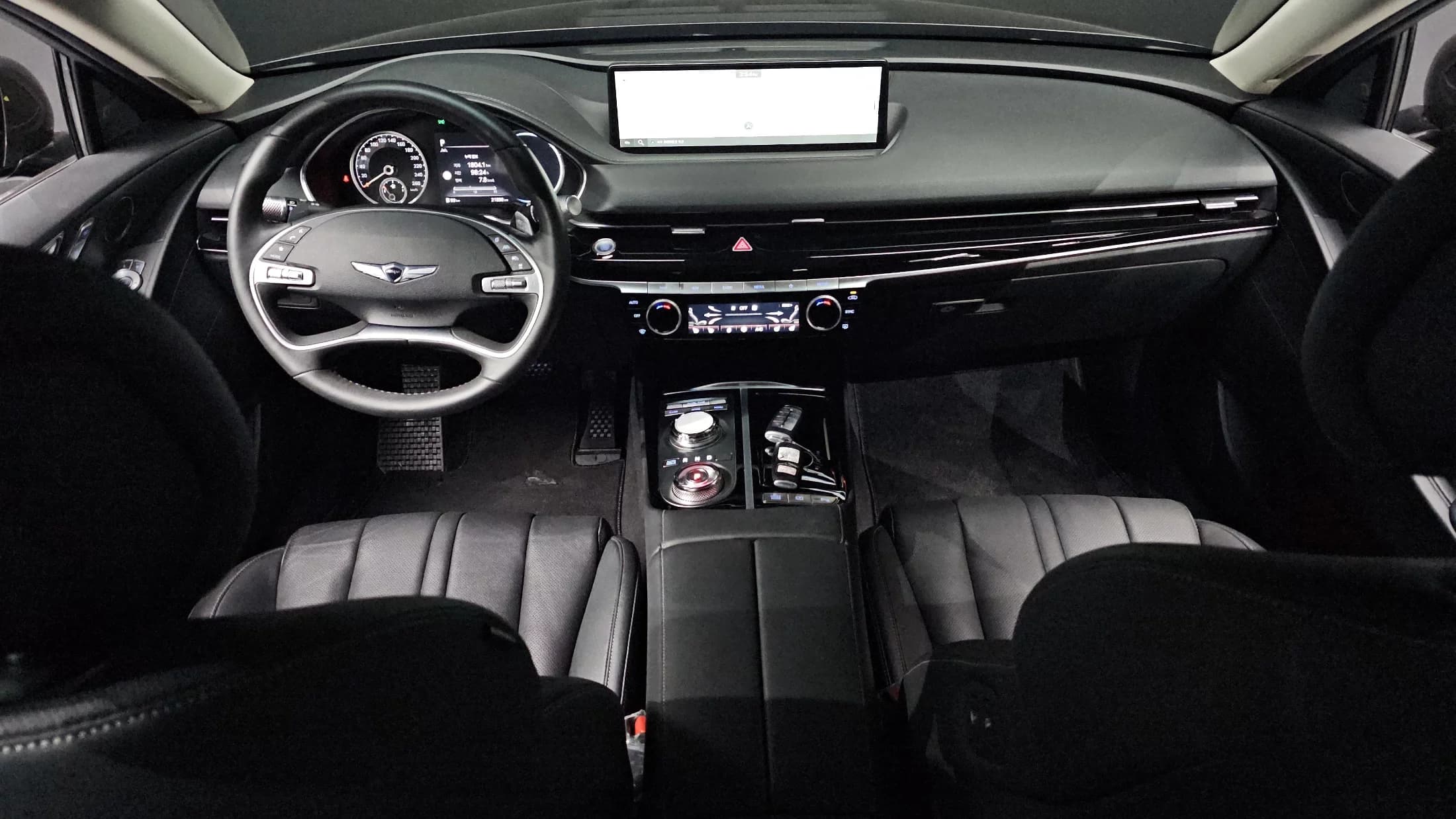Genesis G80 Gasoline 2.5 Turbo 2WD, 2023 г. 21998 км. — фото 7