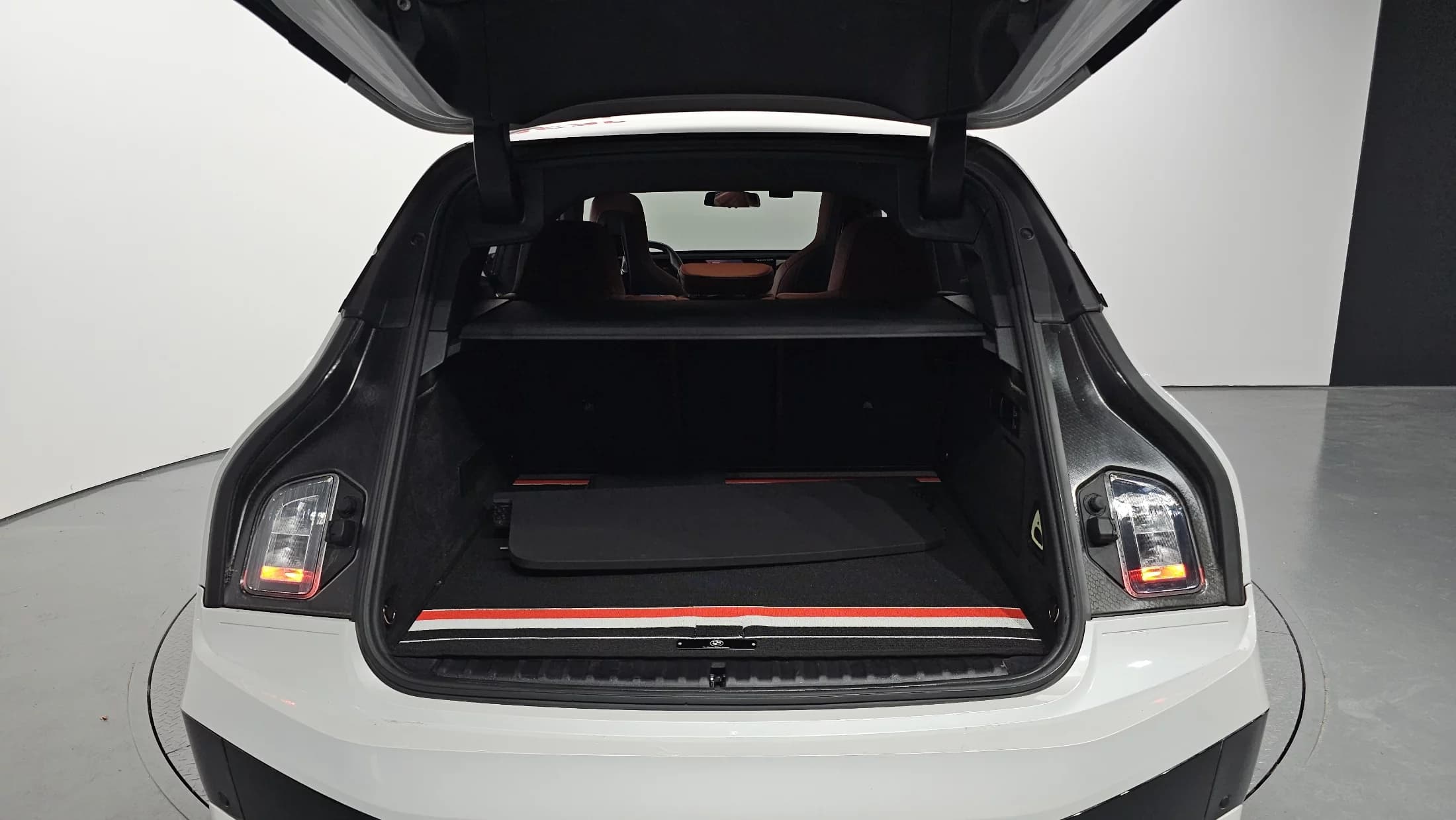 BMW iX xDrive50 Sports Plus, электромобиль, 2023 г. 33373 км. — фото 20