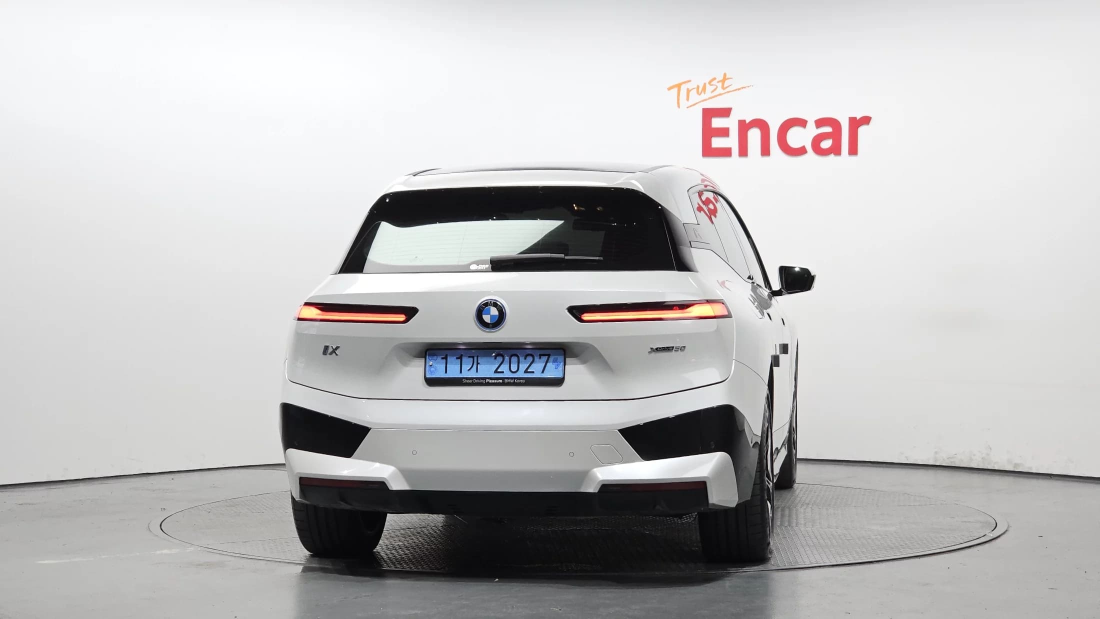 BMW iX xDrive50 Sports Plus, электромобиль, 2023 г. 33373 км. — фото 4