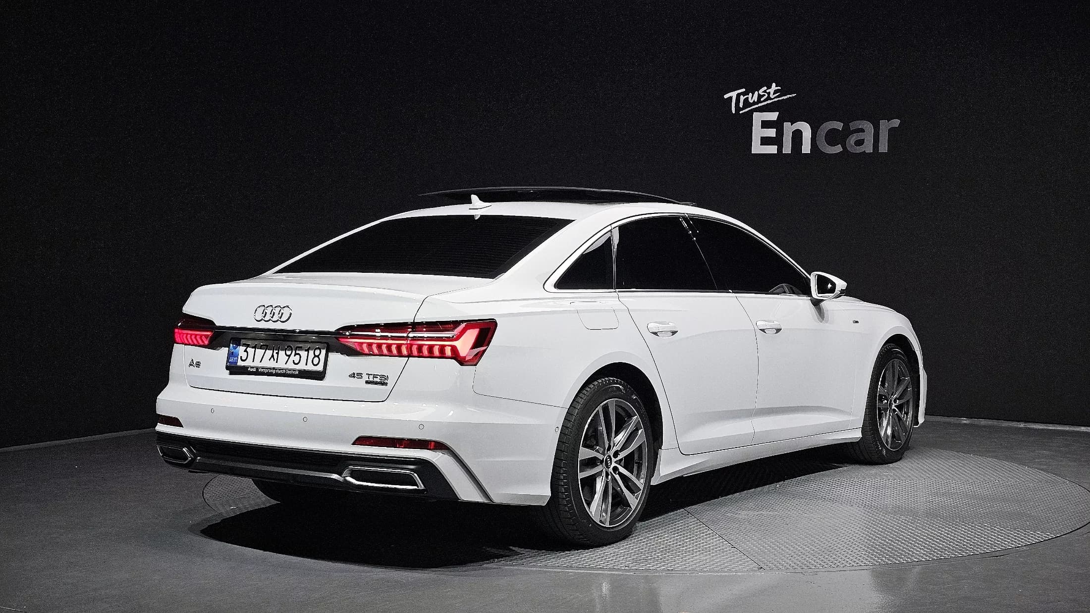 Audi A6 45 TFSI Quattro Premium, 2023 г. 37940 км. — фото 2