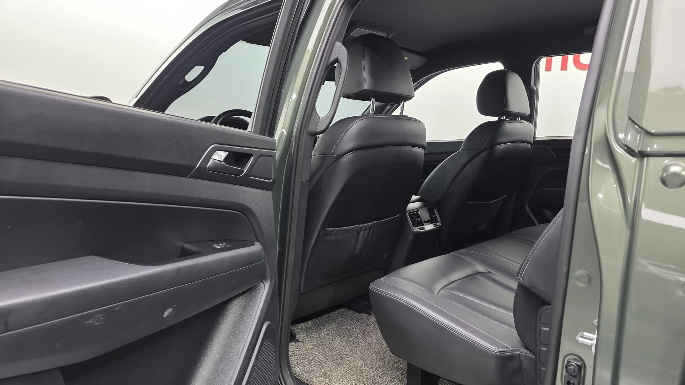 SsangYong Rexton Diesel 2.2 4WD Prestige, 2021 г. 72975 км. — фото 18