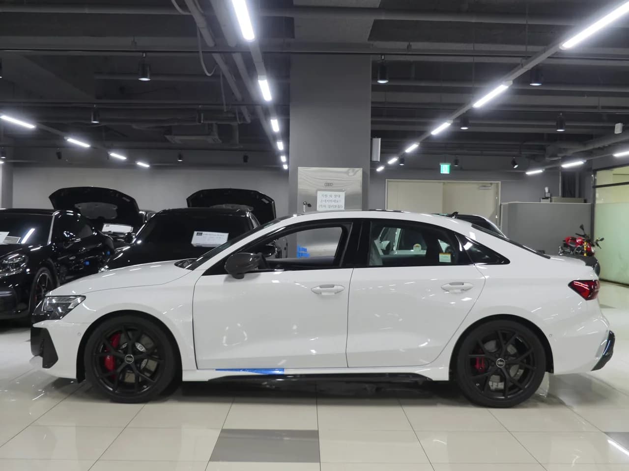 Audi RS3 2.5 TFSI Quattro Carbon Edition, 2025 г. — фото 2