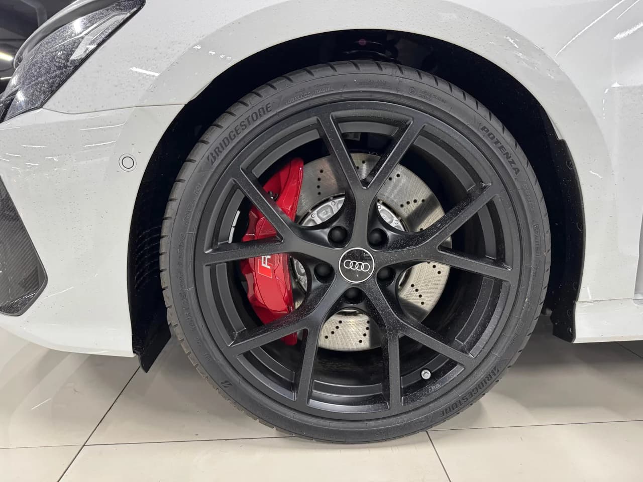 Audi RS3 2.5 TFSI Quattro Carbon Edition, 2025 г. — фото 15