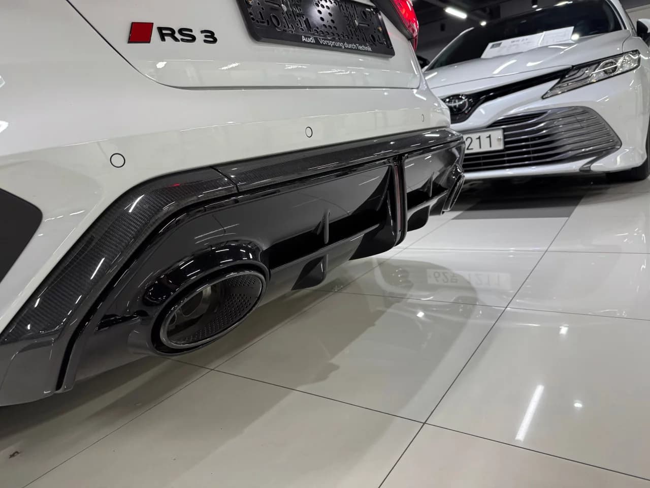 Audi RS3 2.5 TFSI Quattro Carbon Edition, 2025 г. — фото 17