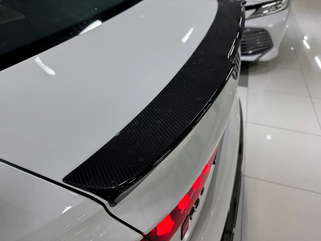 Audi RS3 2.5 TFSI Quattro Carbon Edition, 2025 г. — фото 18