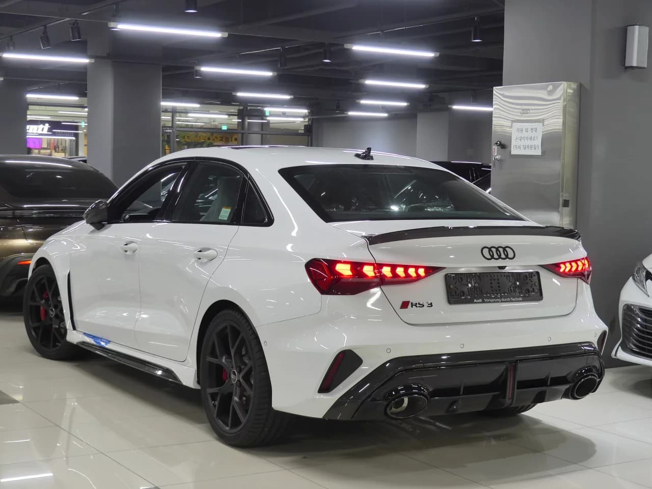 Audi RS3 2.5 TFSI Quattro Carbon Edition, 2025 г. — фото 3