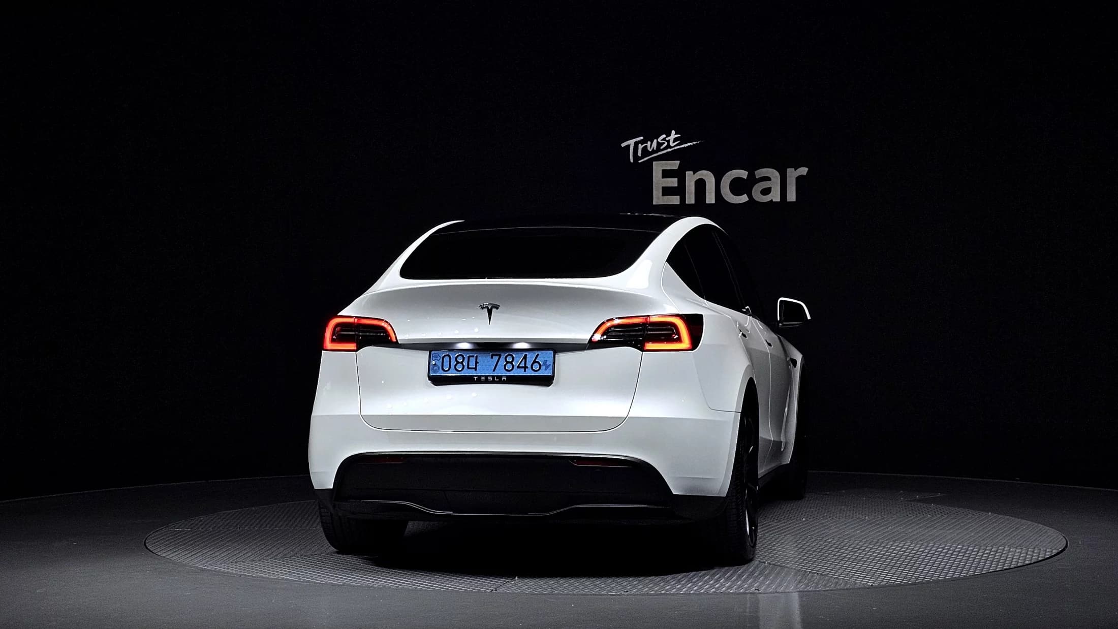 Tesla Model Y RWD, электромобиль, 2023 г. 19902 км. — фото 4