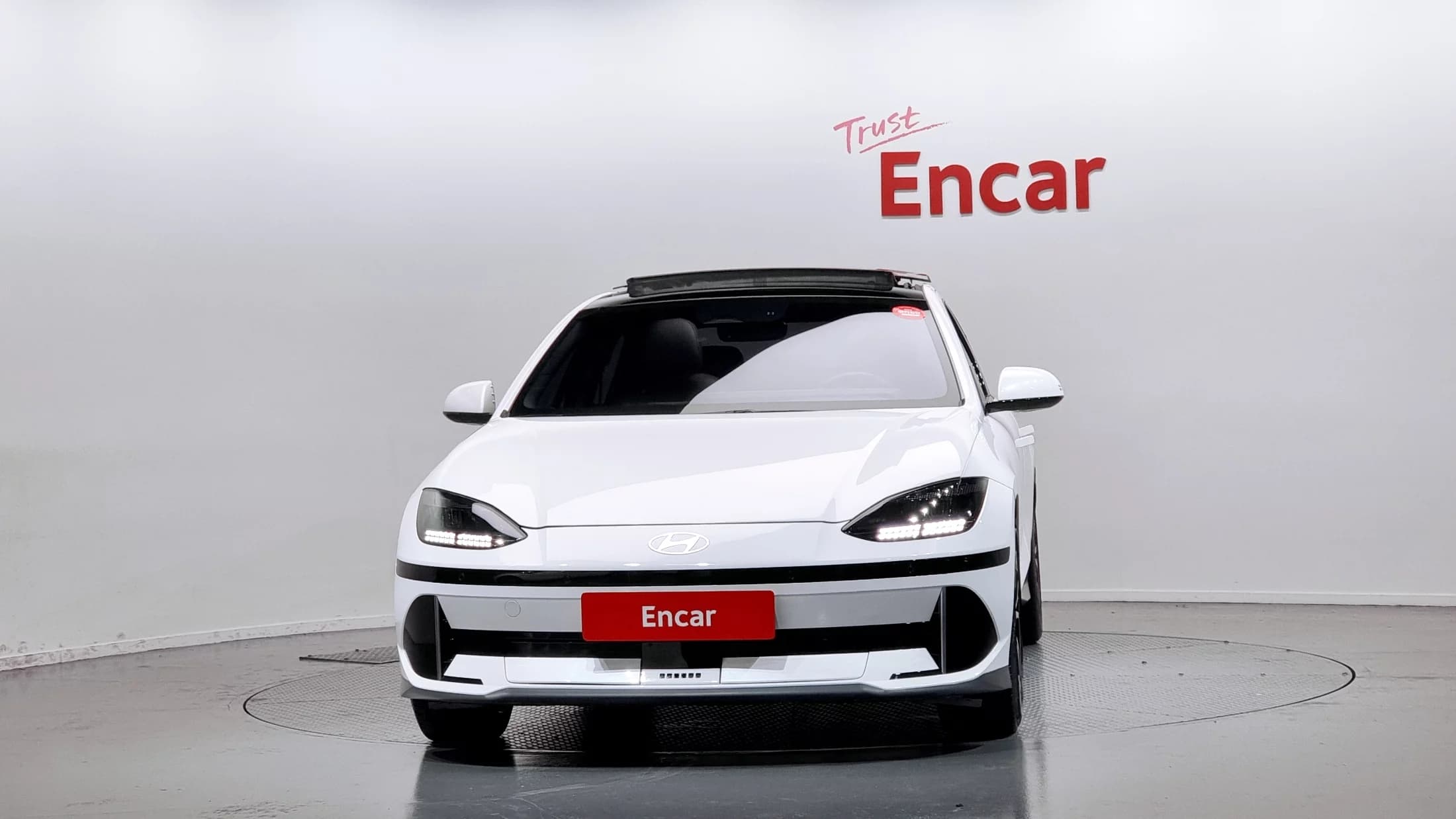 Hyundai Ioniq 6 Long Range Exclusive +, электромобиль, 2022 г. 23819 км. — фото 3