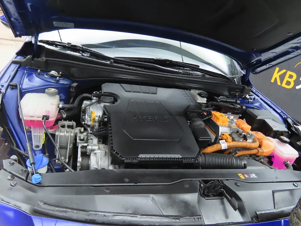 Hyundai AVANTE (Хендай Элантра) Modern, гибрид, 2021 г. 121108 км. — фото 18