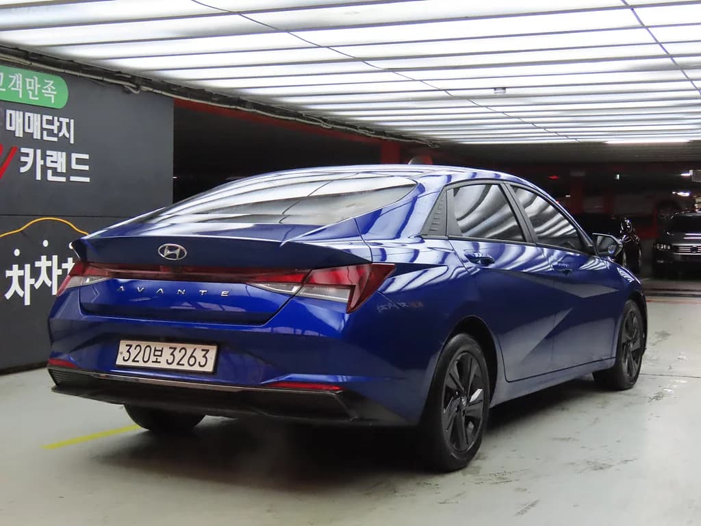 Hyundai AVANTE (Хендай Элантра) Modern, гибрид, 2021 г. 121108 км. — фото 4