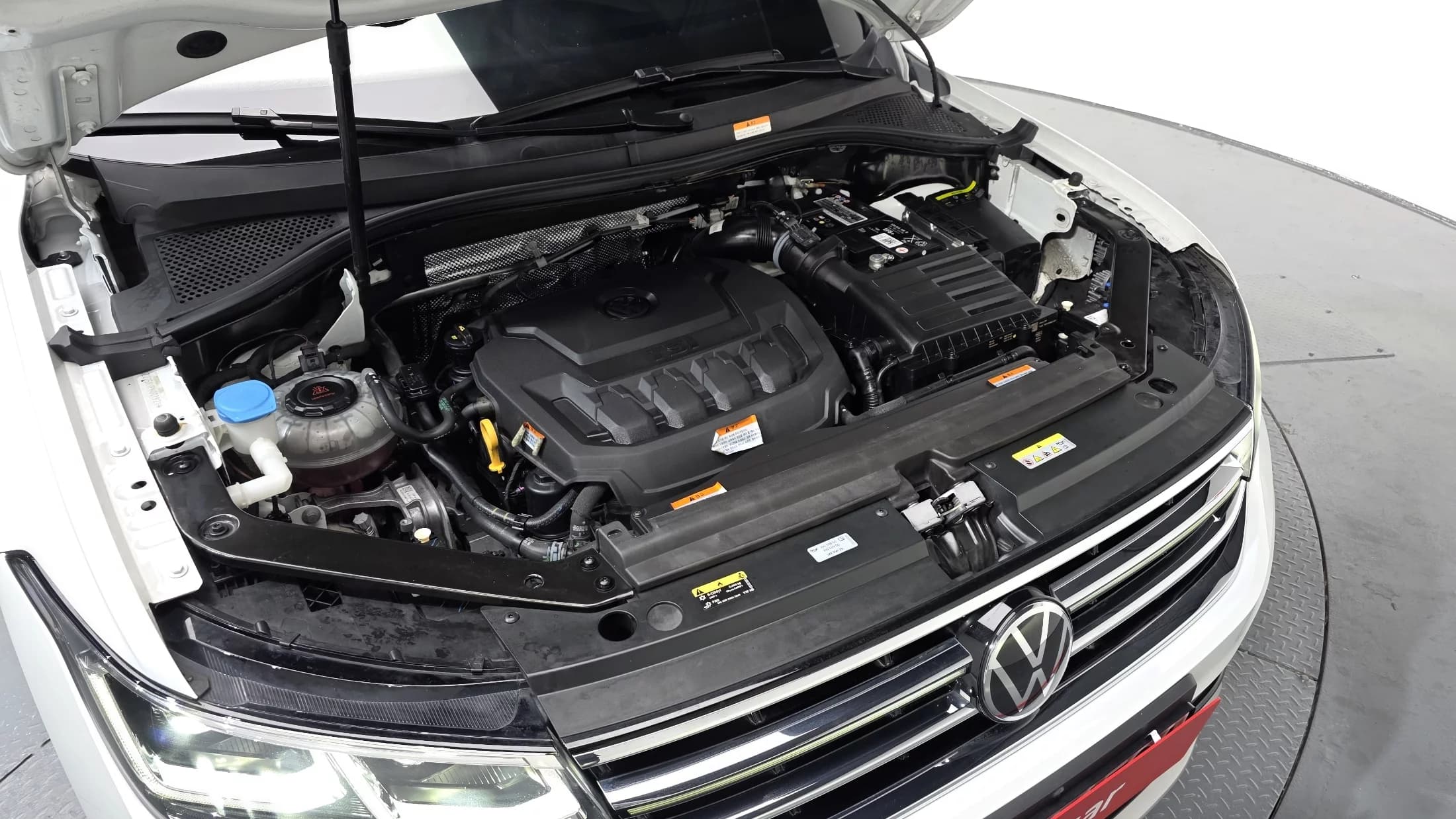 Volkswagen TIGUAN 2.0 TSI Prestige, 2022 г. 54090 км. — фото 5