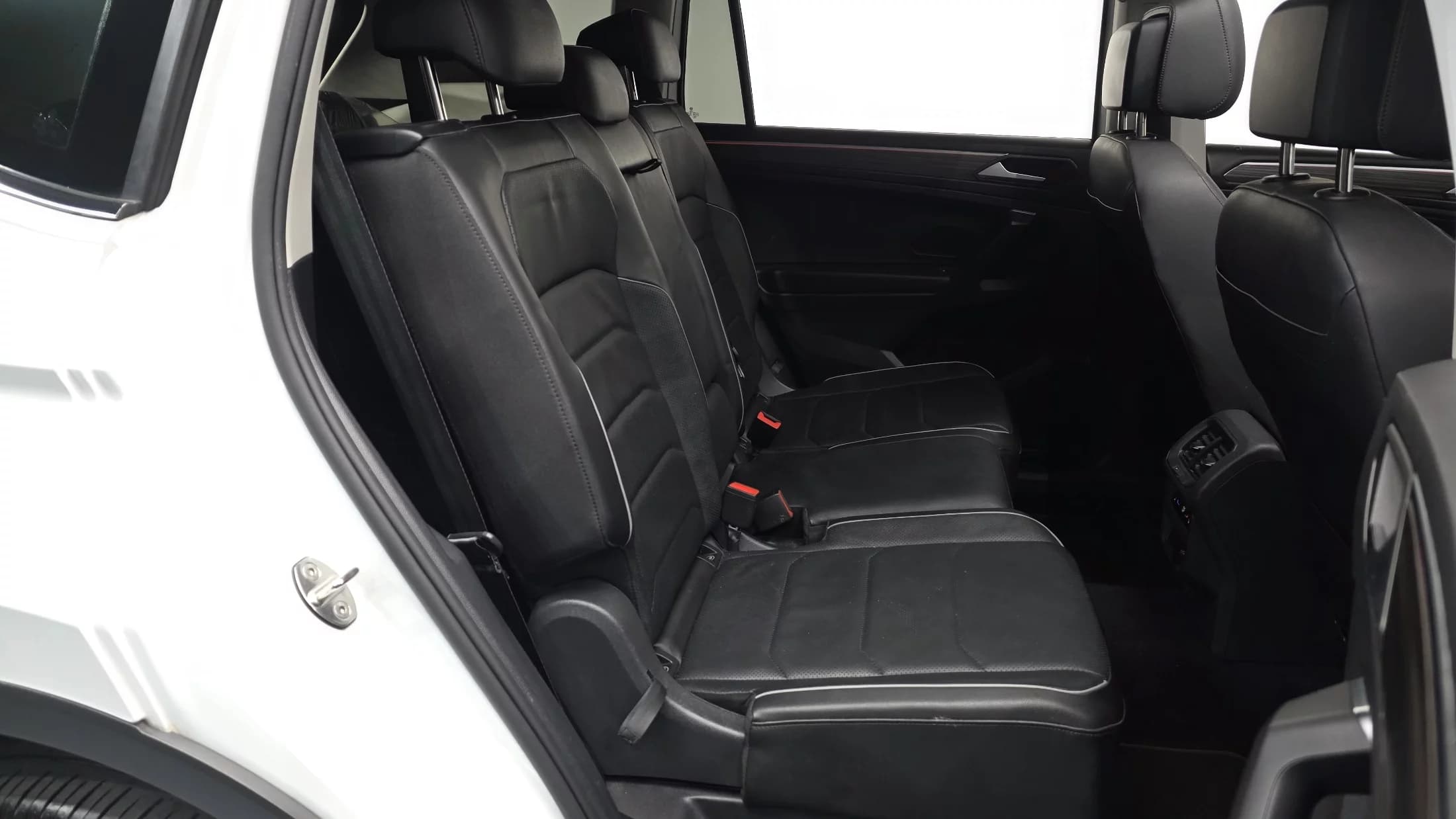 Volkswagen TIGUAN 2.0 TSI Prestige, 2022 г. 54090 км. — фото 10
