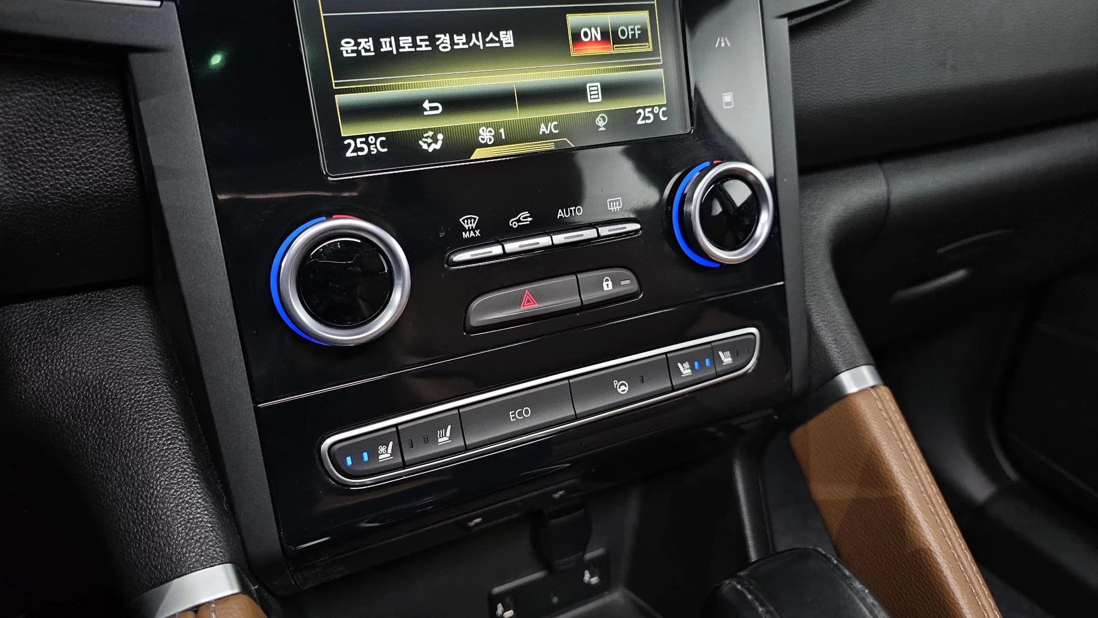 Renault Samsung QM6 2.0 GDe RE Signature 2WD, 2021 г. 85917 км. — фото 20