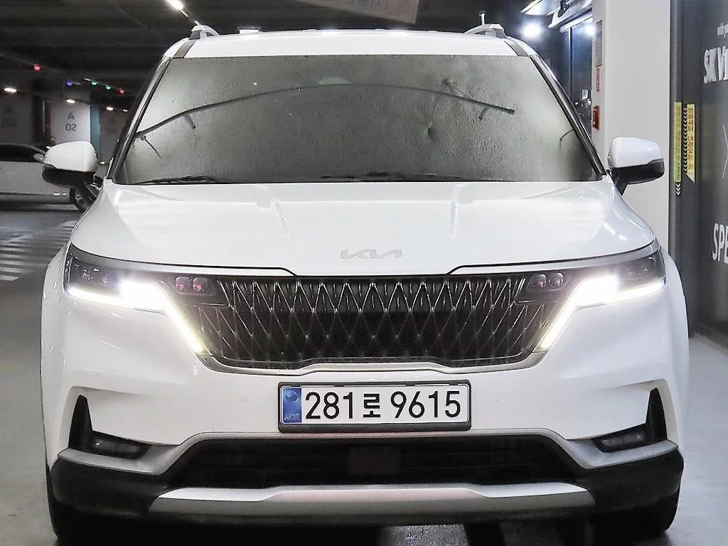 Kia Carnival Gasoline 9-Seater Prestige, 2022 г. 48185 км. — фото 2
