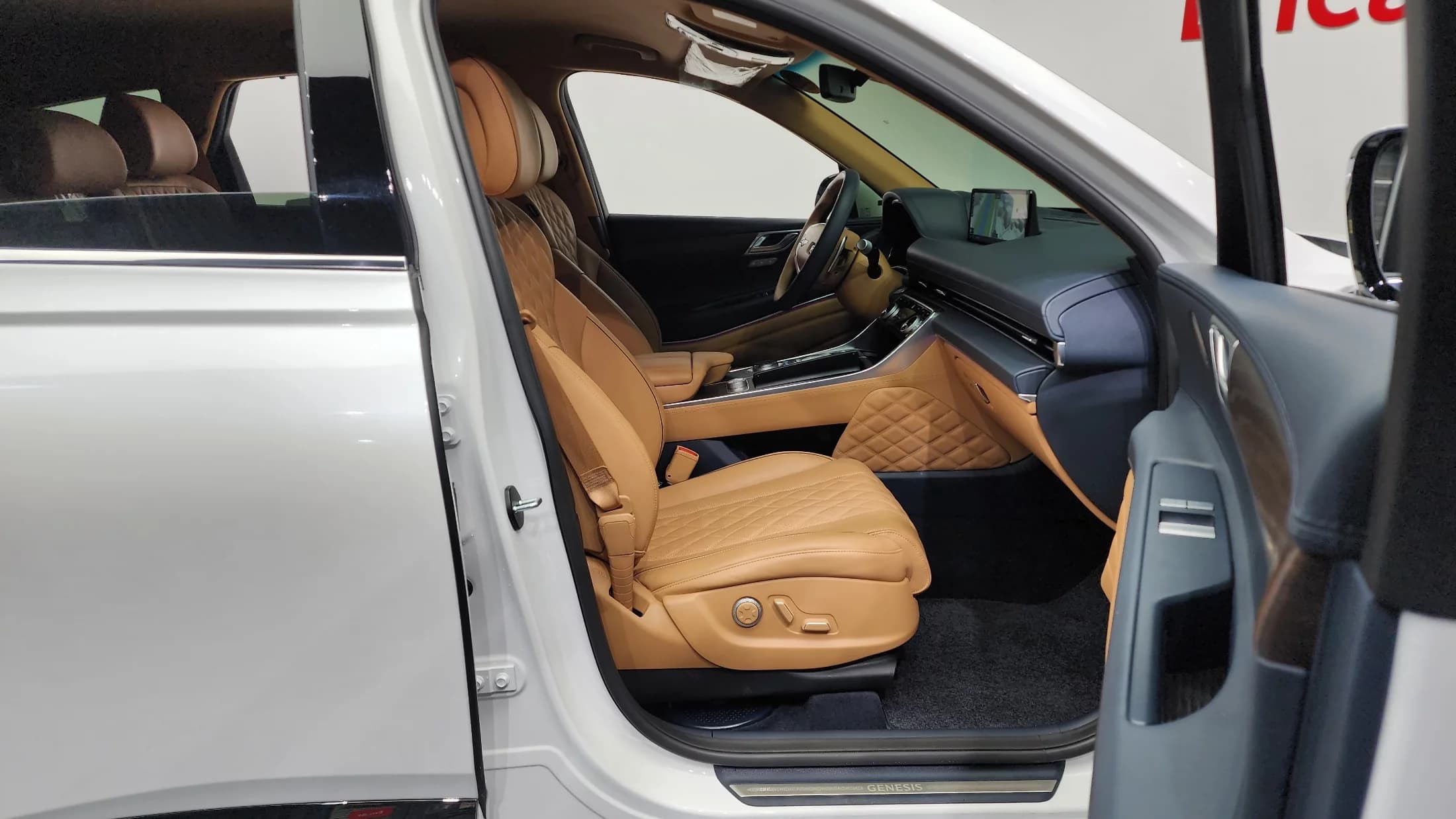 Genesis GV80 2.5T Gasoline AWD, 2022 г. 14072 км. — фото 11