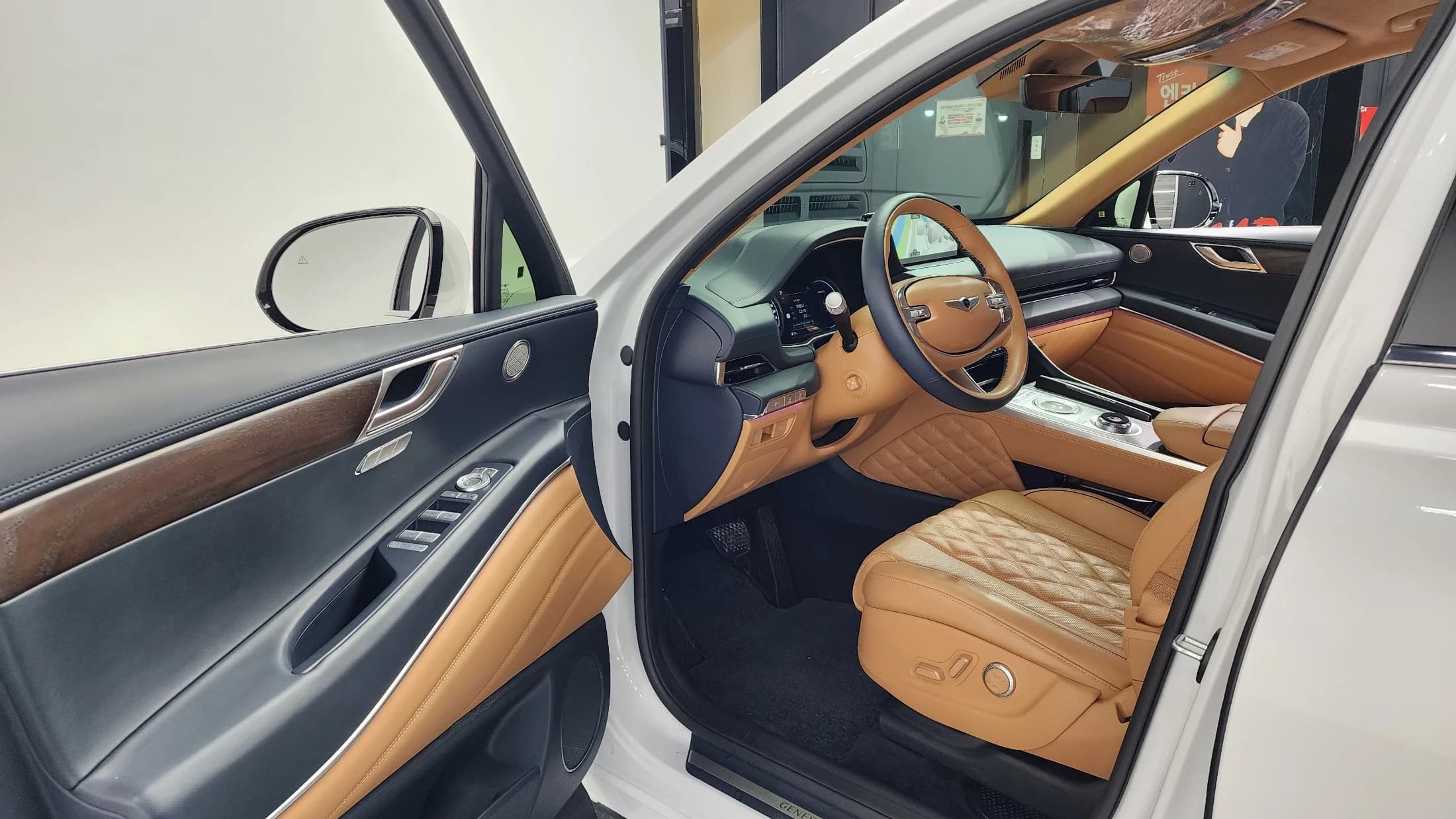 Genesis GV80 2.5T Gasoline AWD, 2022 г. 14072 км. — фото 10