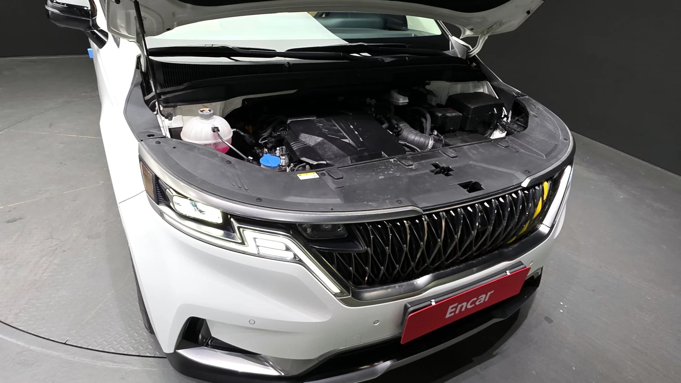 Kia Carnival Gasoline 7-Seater Signature, 2022 г. 42040 км. — фото 6