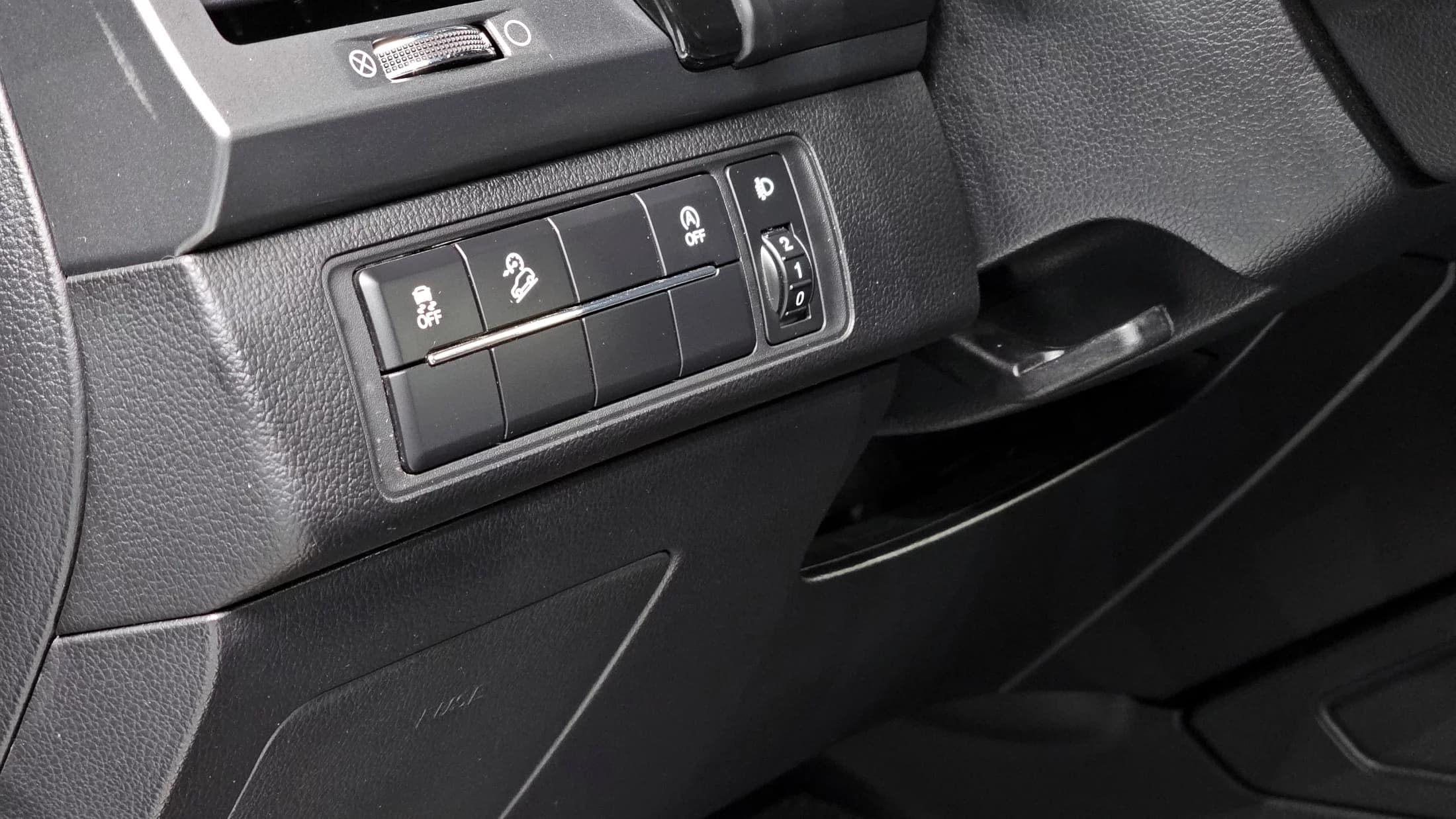 SsangYong Rexton Diesel 2.2 4WD Prestige, 2022 г. 46940 км. — фото 15