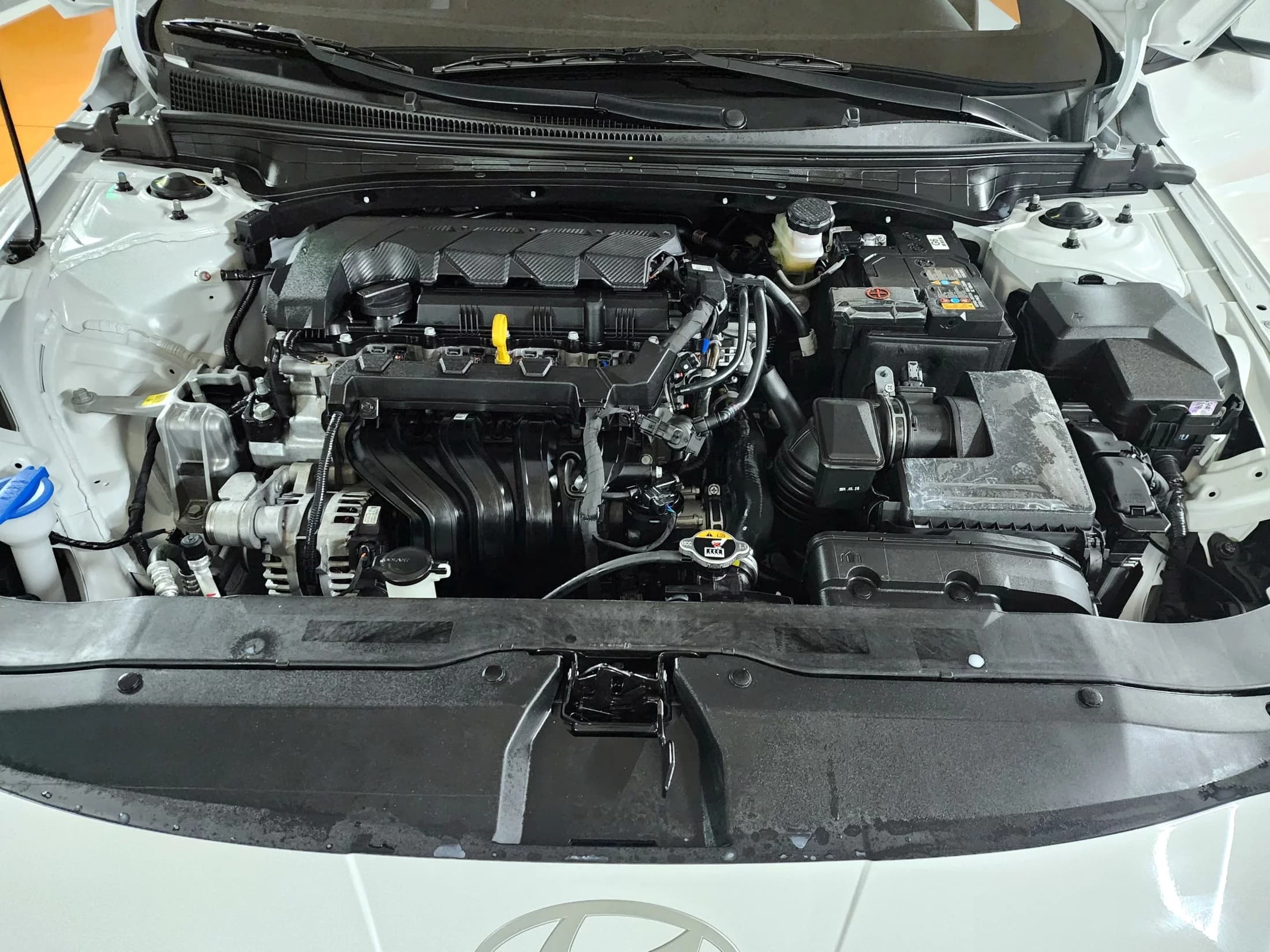 Hyundai AVANTE (Хендай Элантра) 1.6 Modern, 2024 г. 13052 км. — фото 20